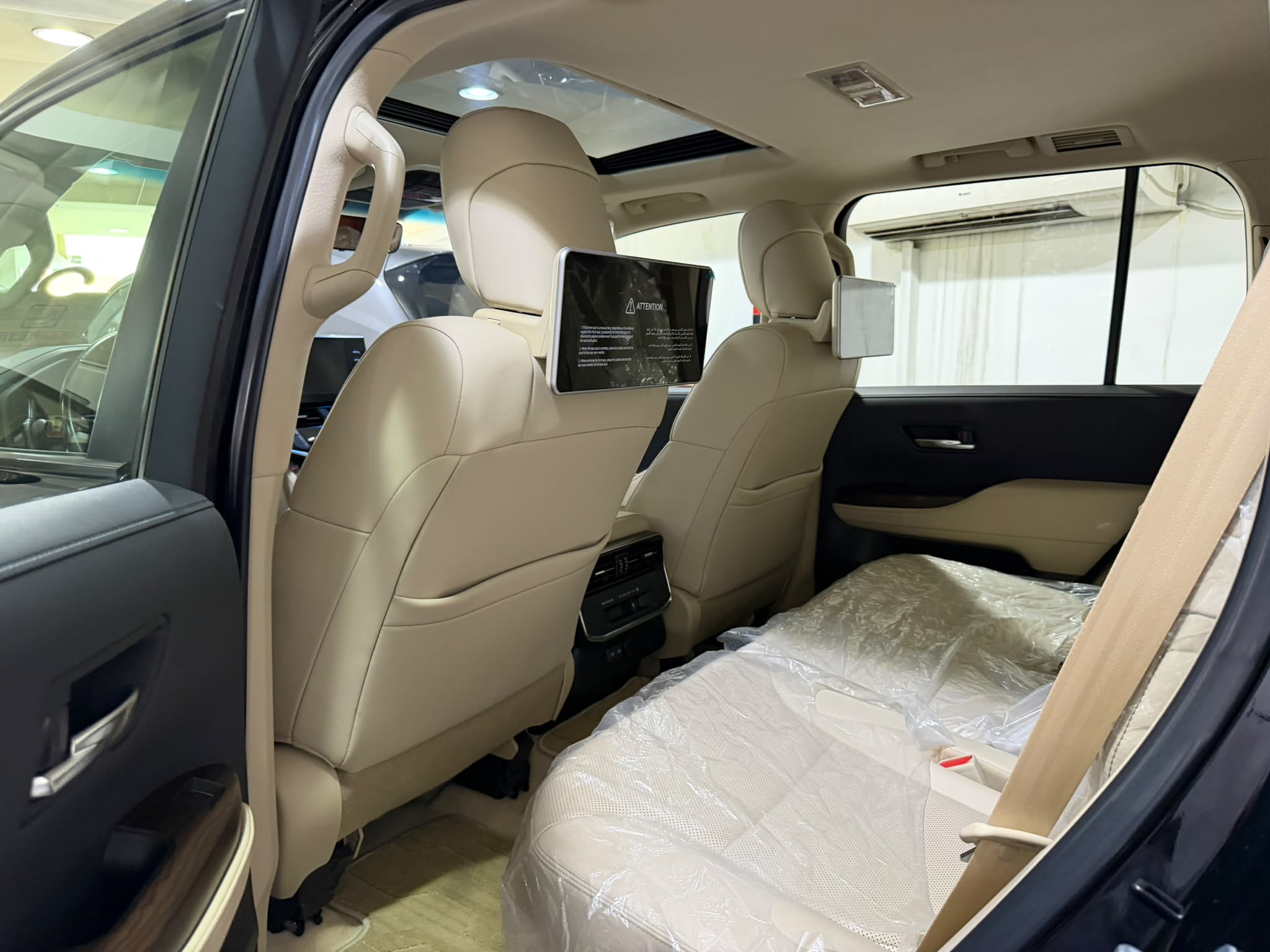Toyota Land Cruiser GXR Twin Turbo 2023 - Image 3