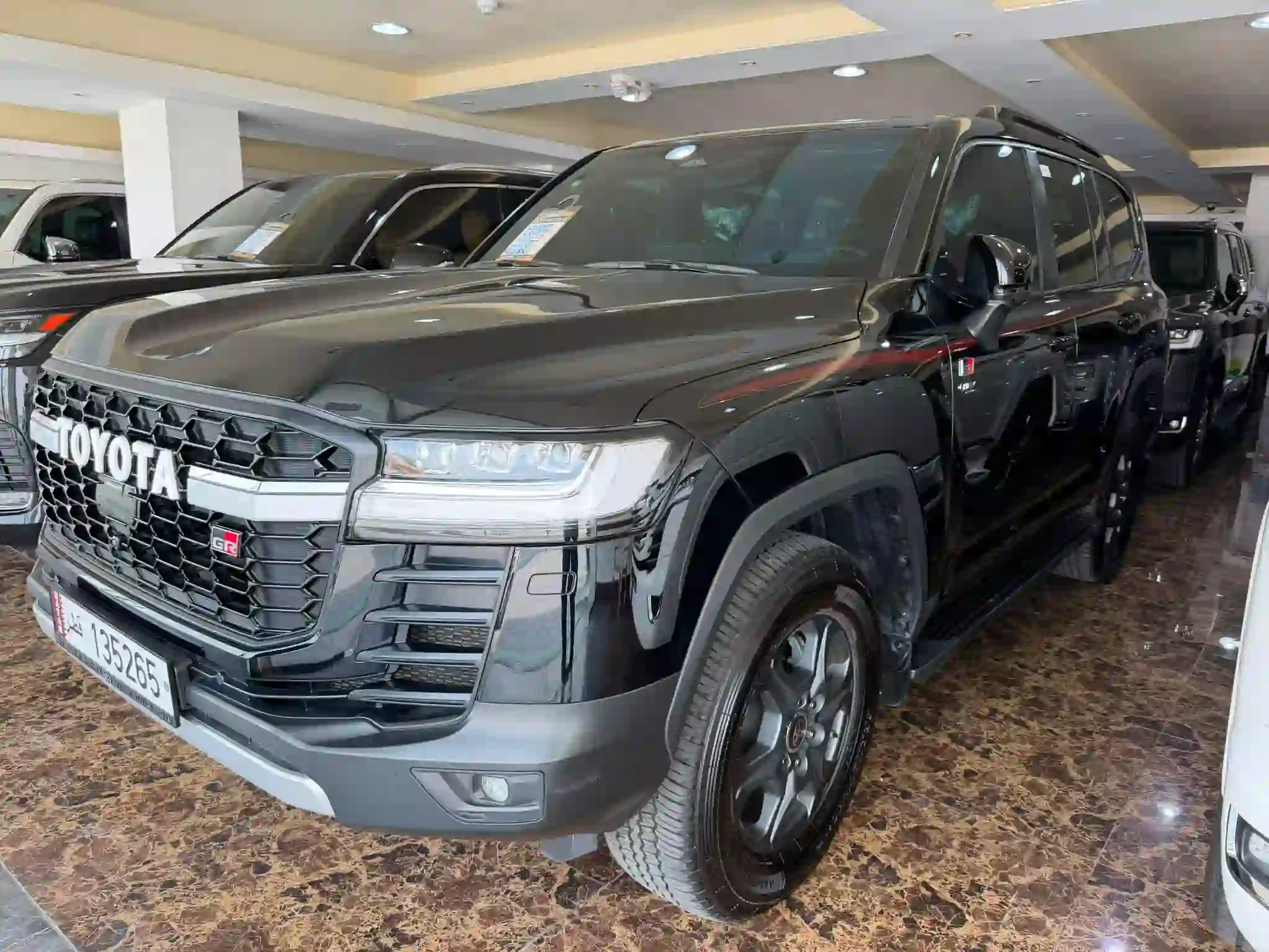Toyota Land Cruiser G/R HEV 2025 - Image 2