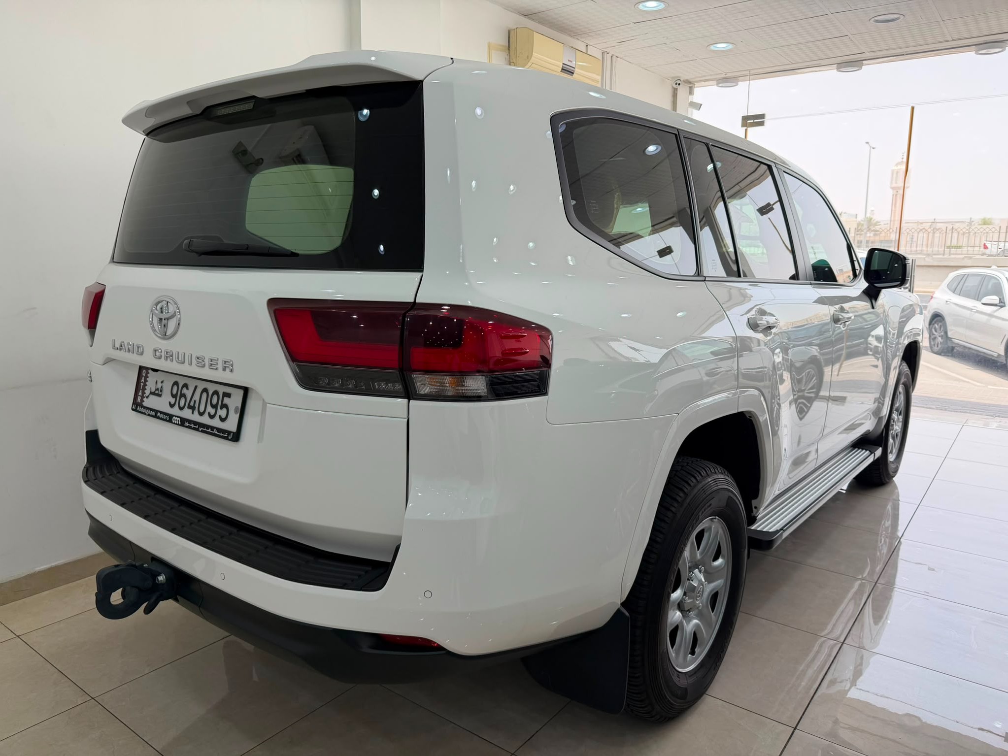 Toyota Land Cruiser GX 2025 - Image 4