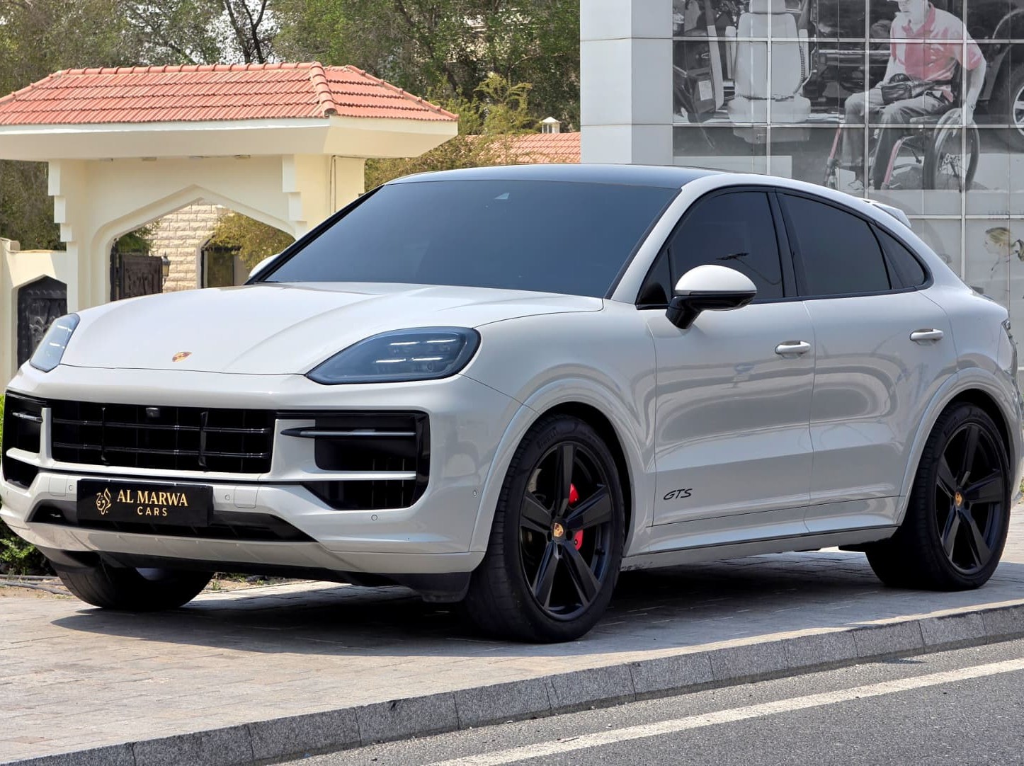 Porsche Cayenne GTS 2025