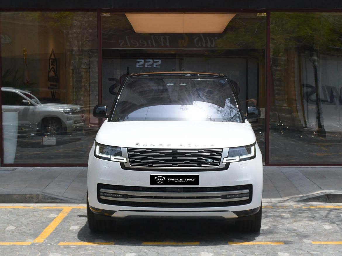 Land Rover Range Rover HSE 2023 - Image 2