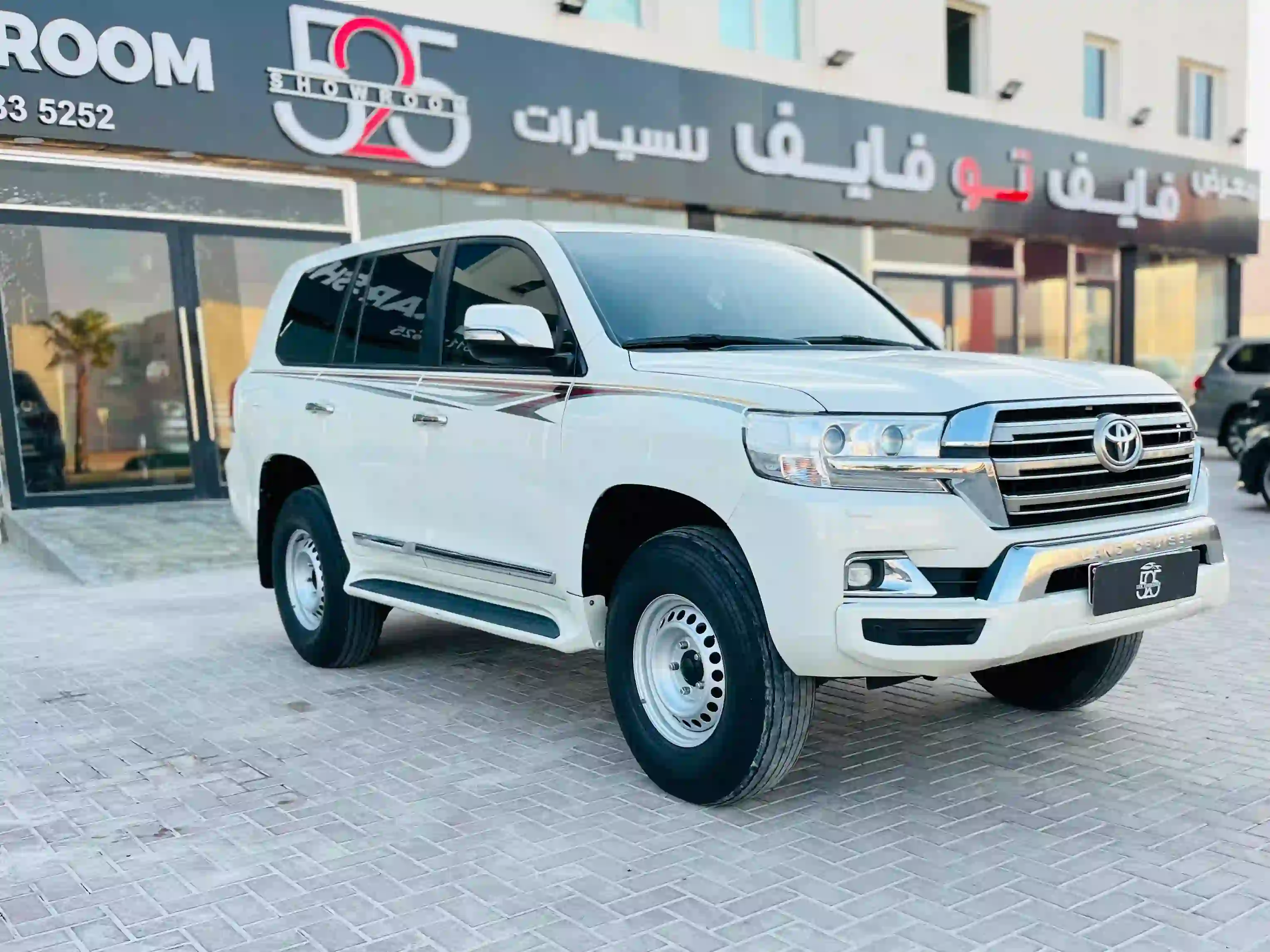 Toyota Land Cruiser GXR v8 2017