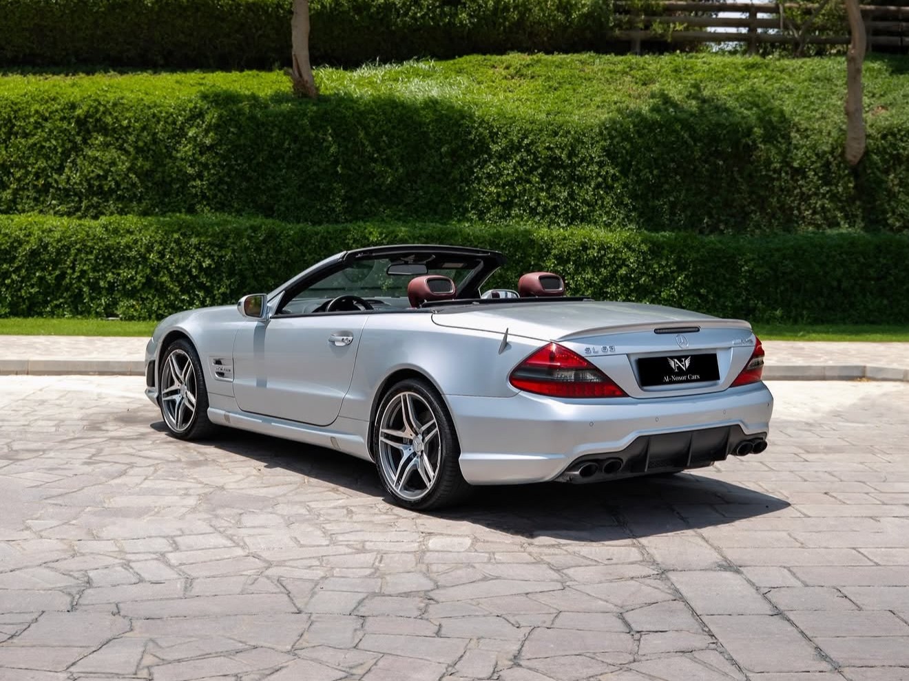 Mercedes-Benz SL-Class 63 AMG 2009 - Image 3