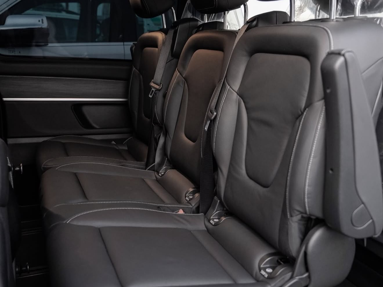 Mercedes-Benz V-Class 250 2026 - Image 4