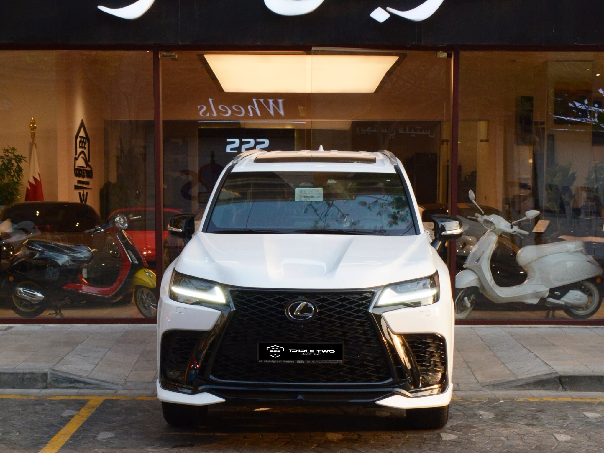 Lexus LX 600  F-Sport 2026 - Image 2