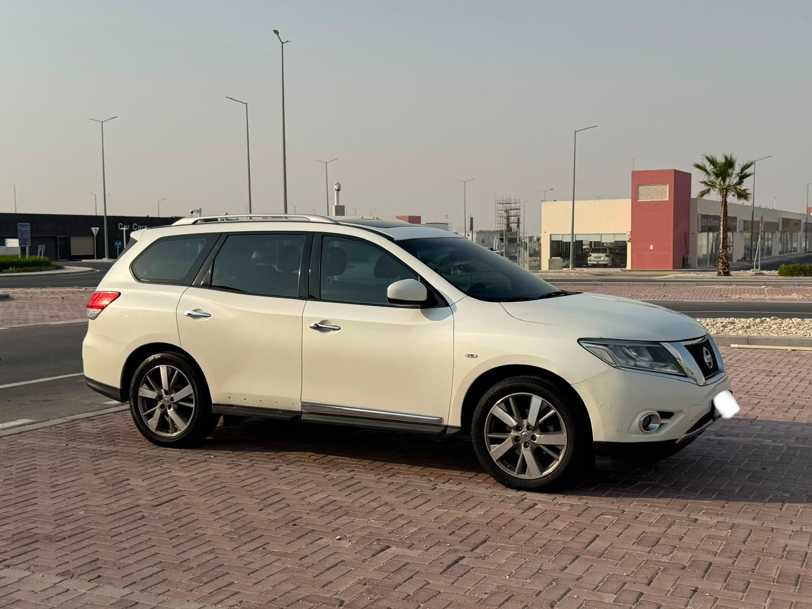 Nissan Pathfinder SV 2016