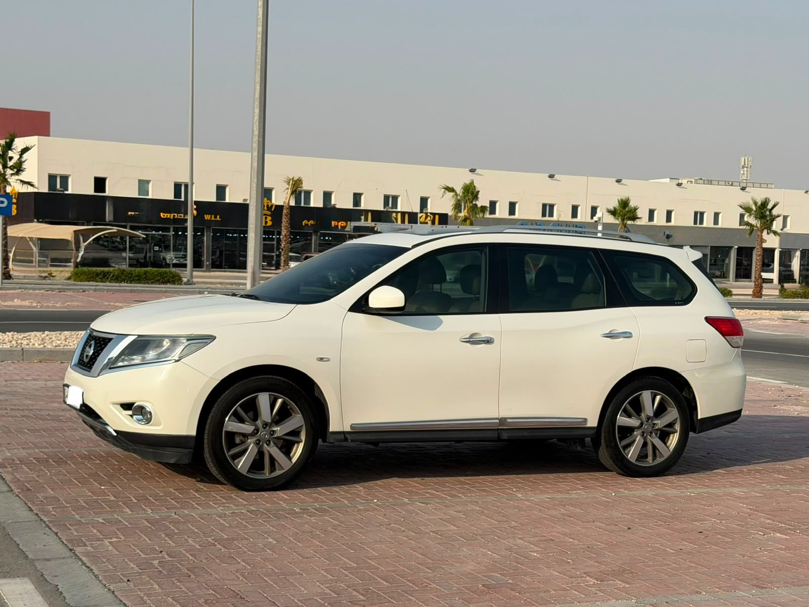 Nissan Pathfinder SV 2016 - Image 4