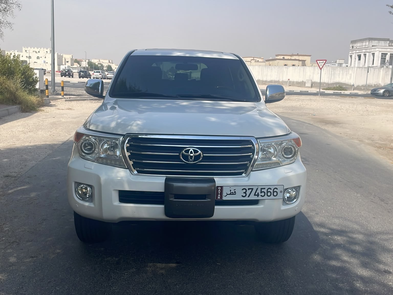 Toyota Land Cruiser GXR v8 2014