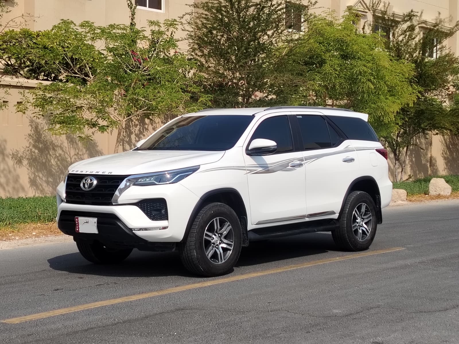 Toyota Fortuner V6 2022 - Image 3