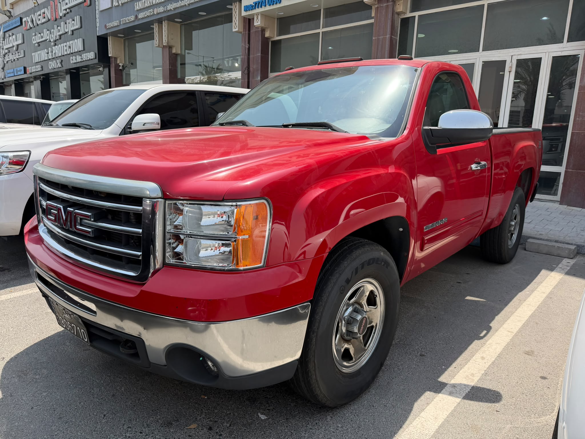 GMC Sierra 1500 2012 - Image 2
