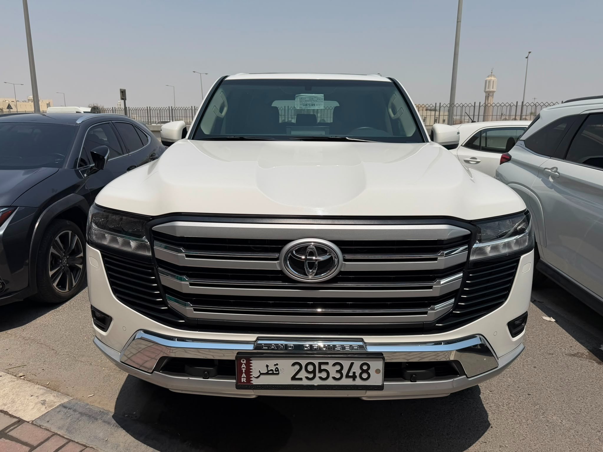 Toyota Land Cruiser GX.R 2025 - Image 2