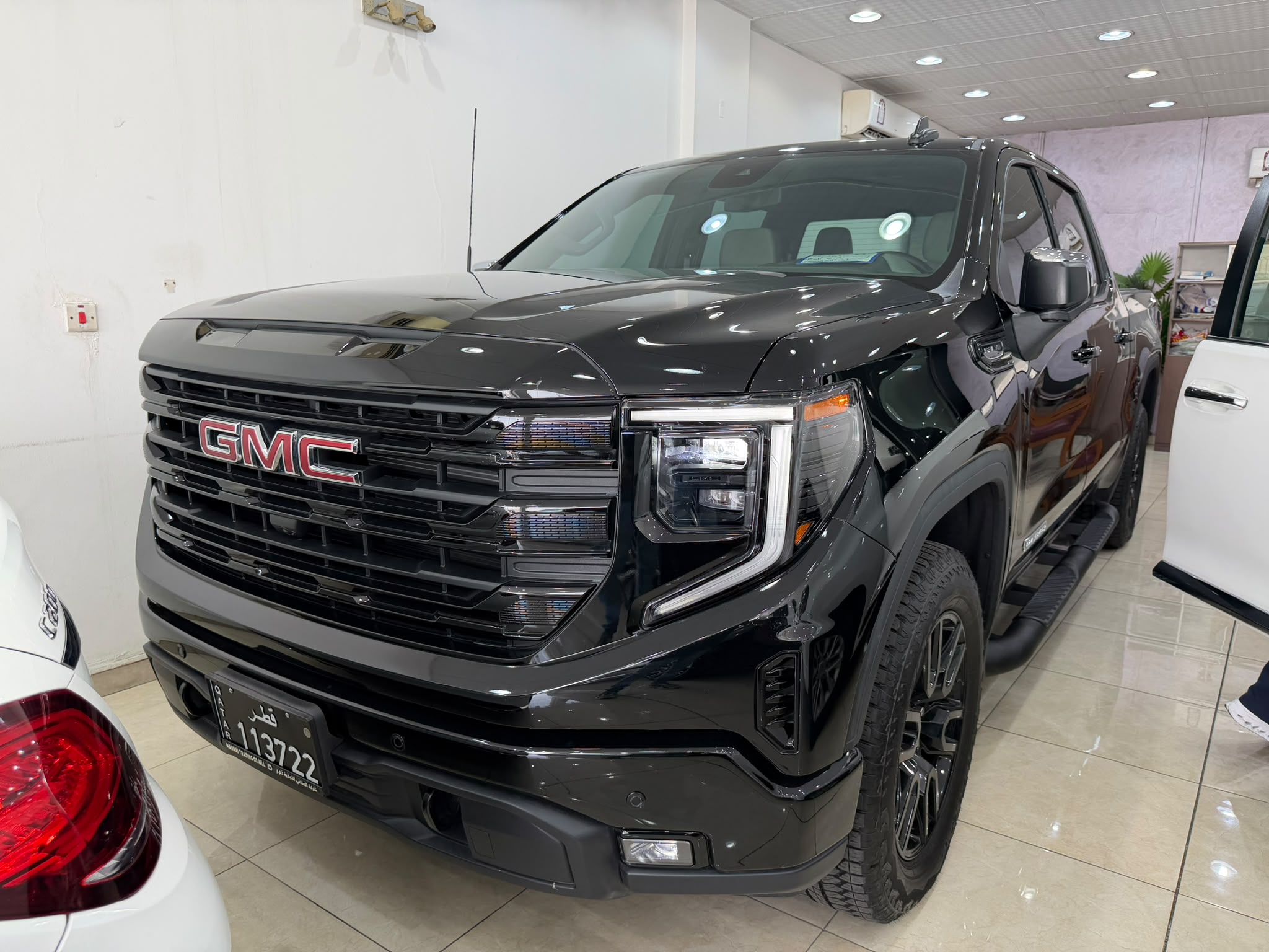 GMC Sierra Elevation  2026 - Image 2