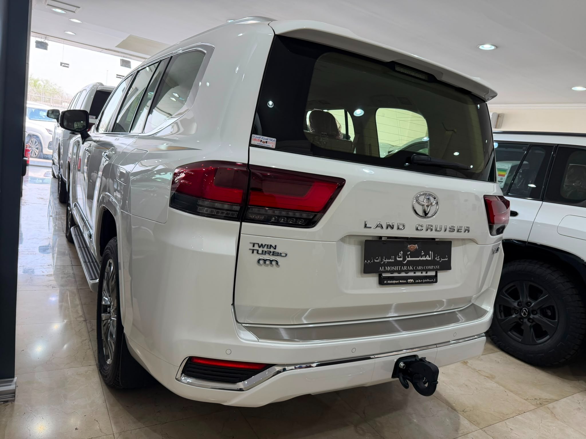 Toyota Land Cruiser VXR Twin Turbo 2024 - Image 3