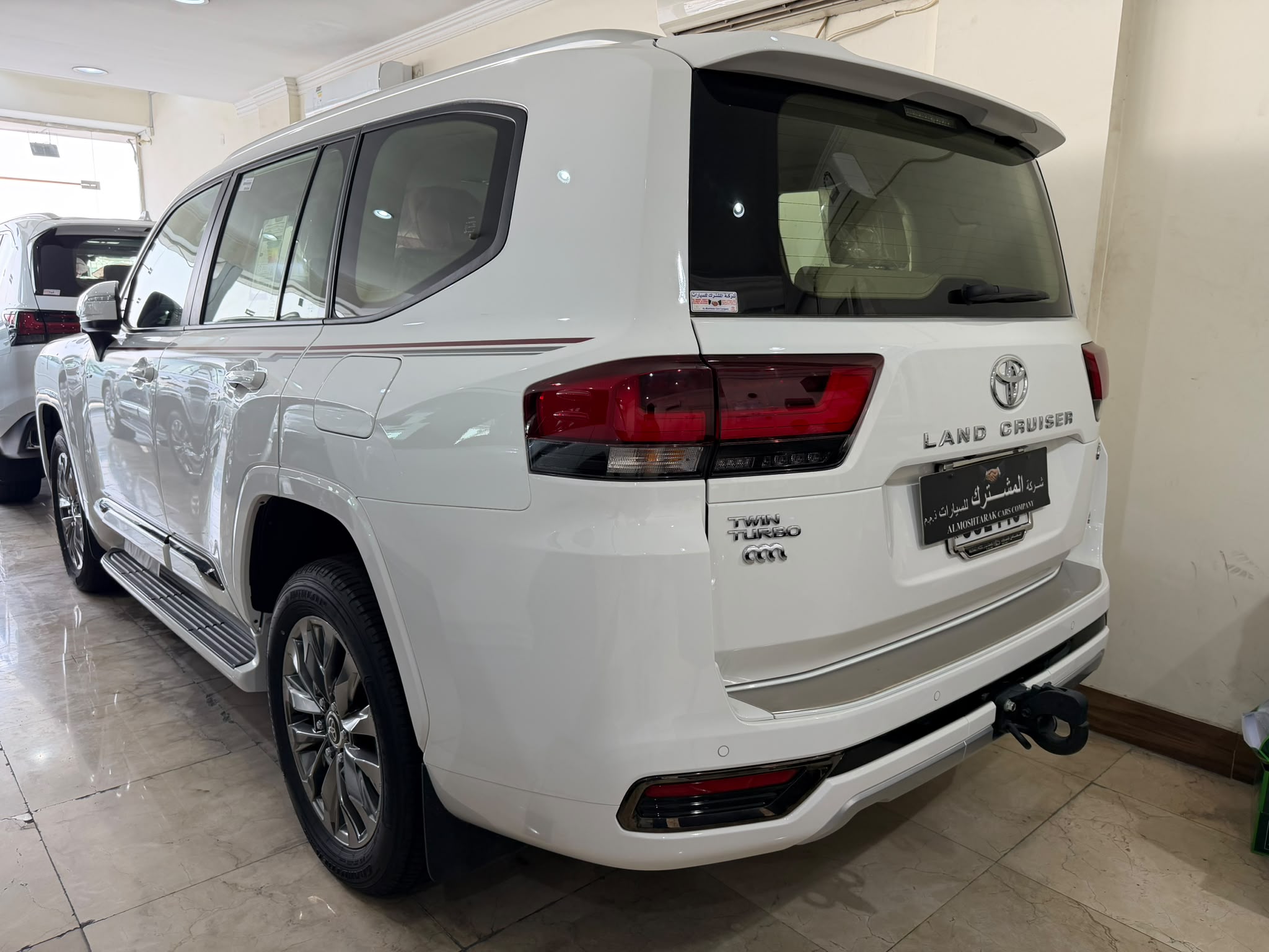 Toyota Land Cruiser GXR Twin Turbo 2026 - Image 2