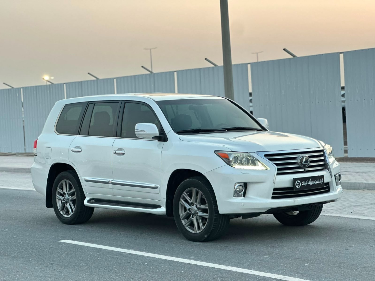 Lexus LX 570 2013