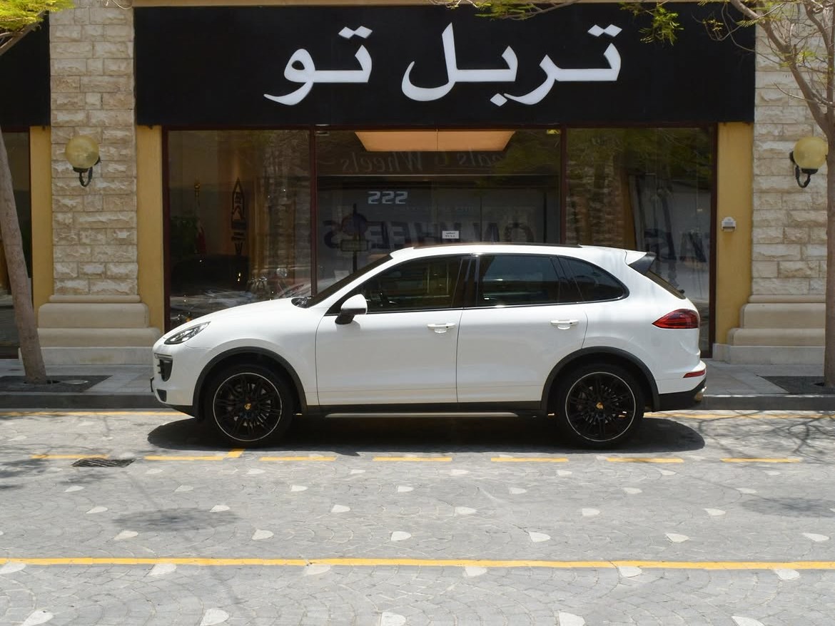 Porsche Cayenne S  2015 - Image 4