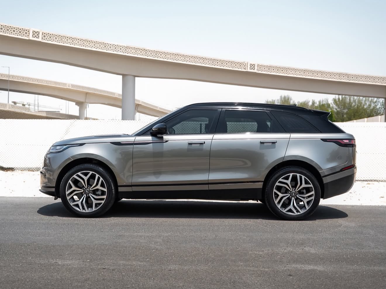 Land Rover Range Rover Velar 2018 - Image 3