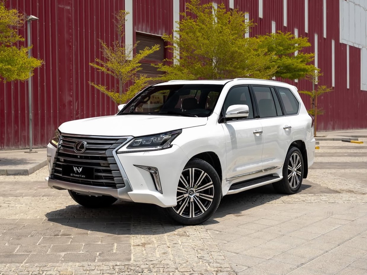 Lexus LX 570 S 2020 - Image 2