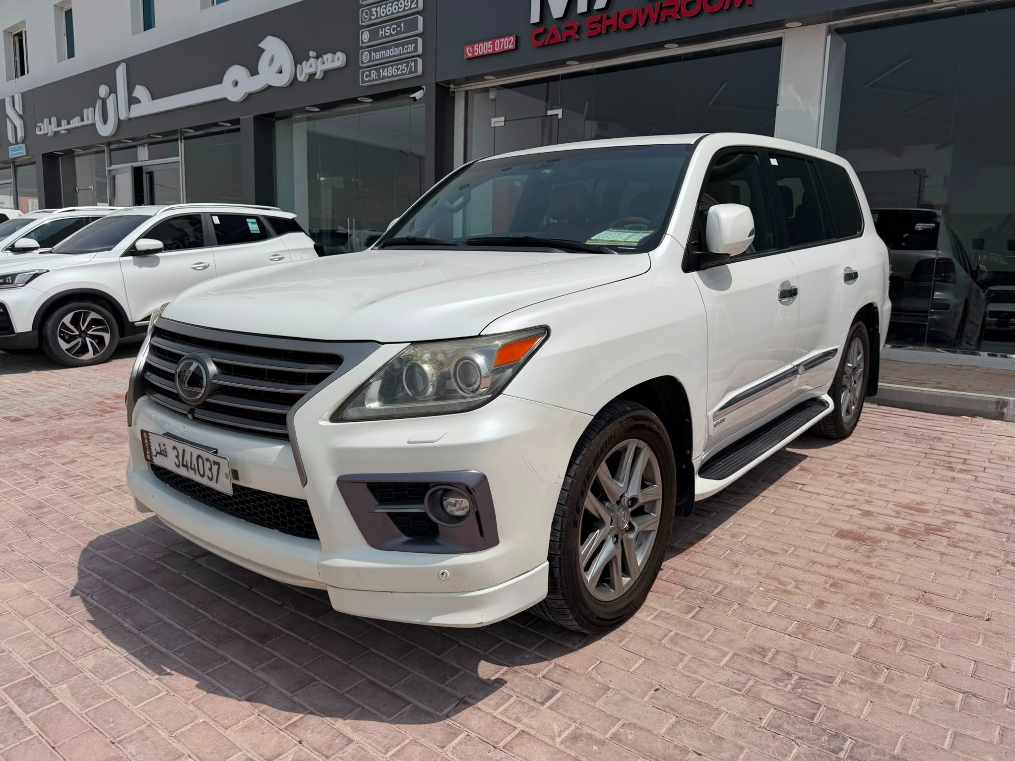 Lexus LX 570 S 2014 - Image 3