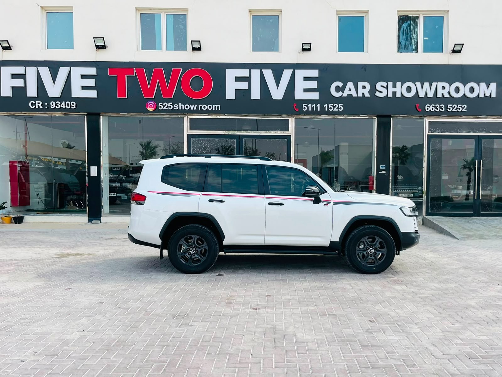Toyota Land Cruiser GR TWIN TURBO 2023 - Image 3