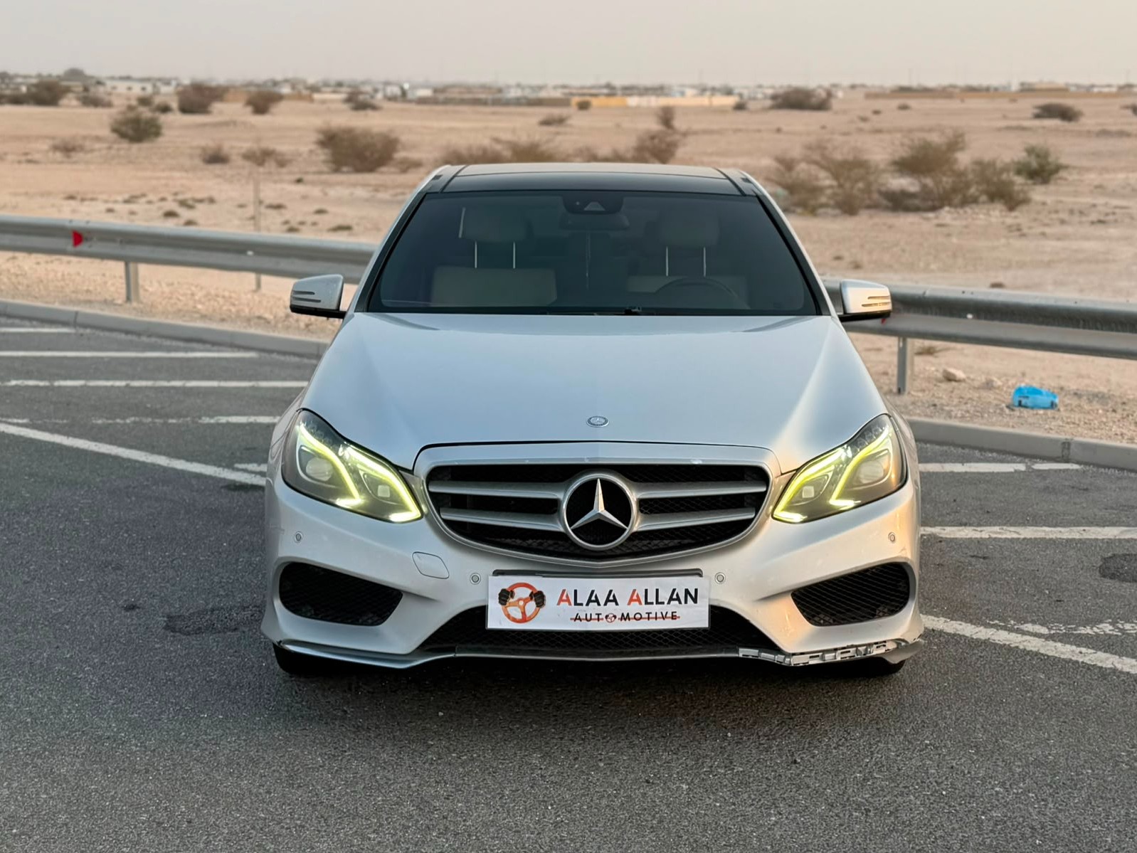 Mercedes-Benz E-Class Sedan 300 2014 - Image 2