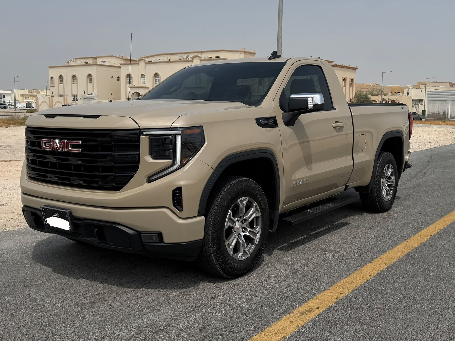 GMC Sierra Elevation  2023 - Image 3