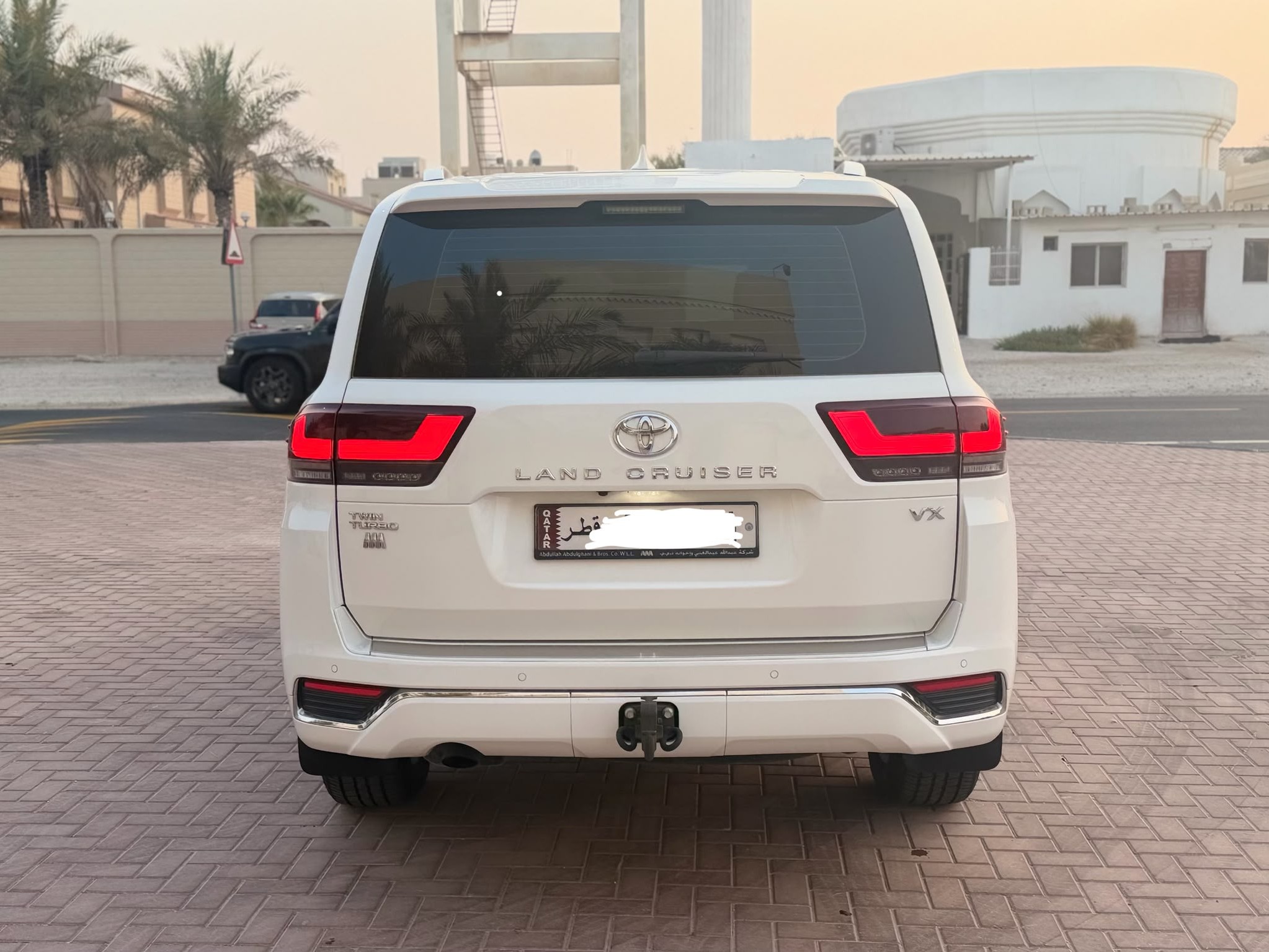 Toyota Land Cruiser VXR Twin Turbo 2024 - Image 4
