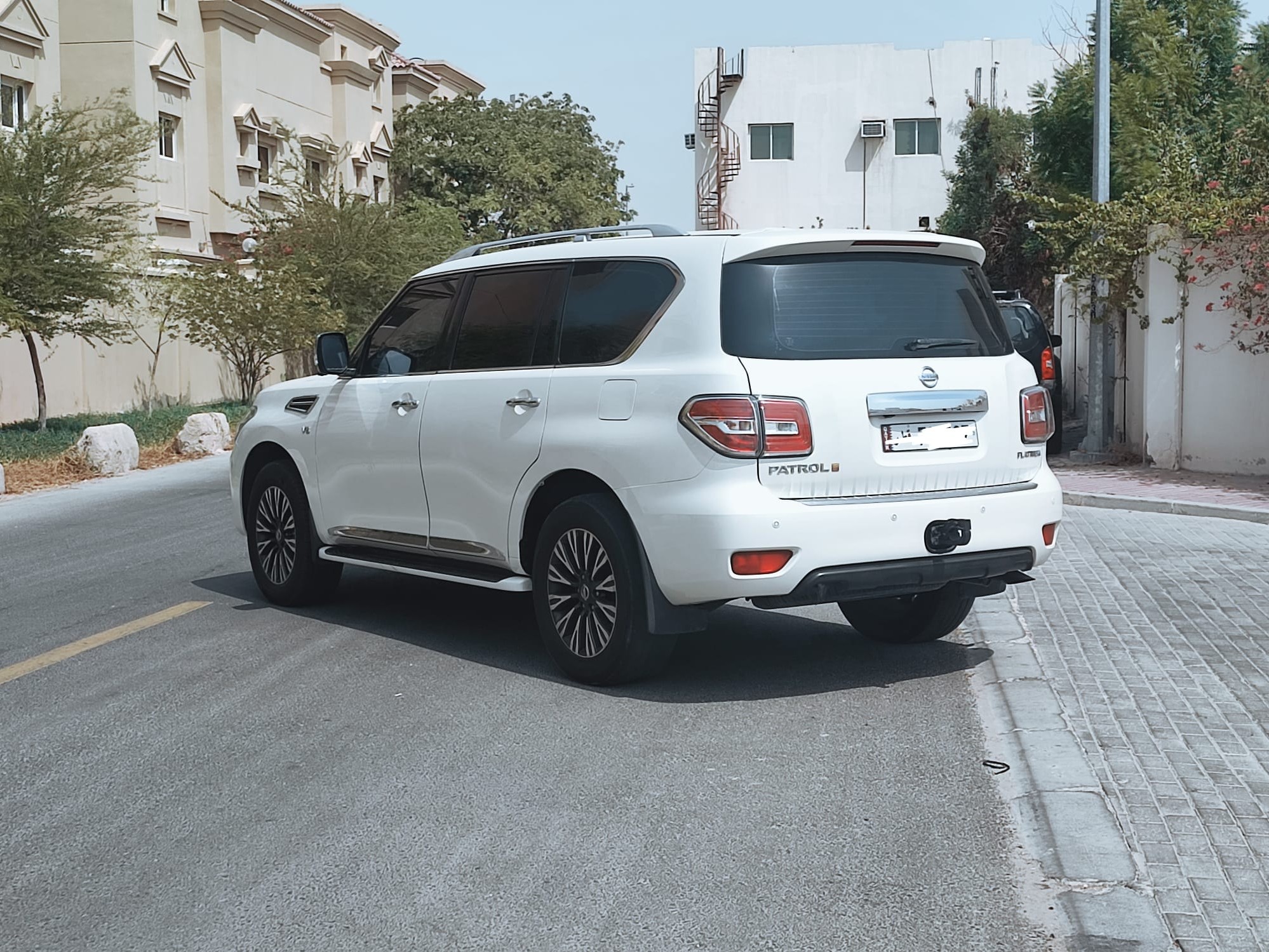 Nissan Patrol  Platinum 2014 - Image 4
