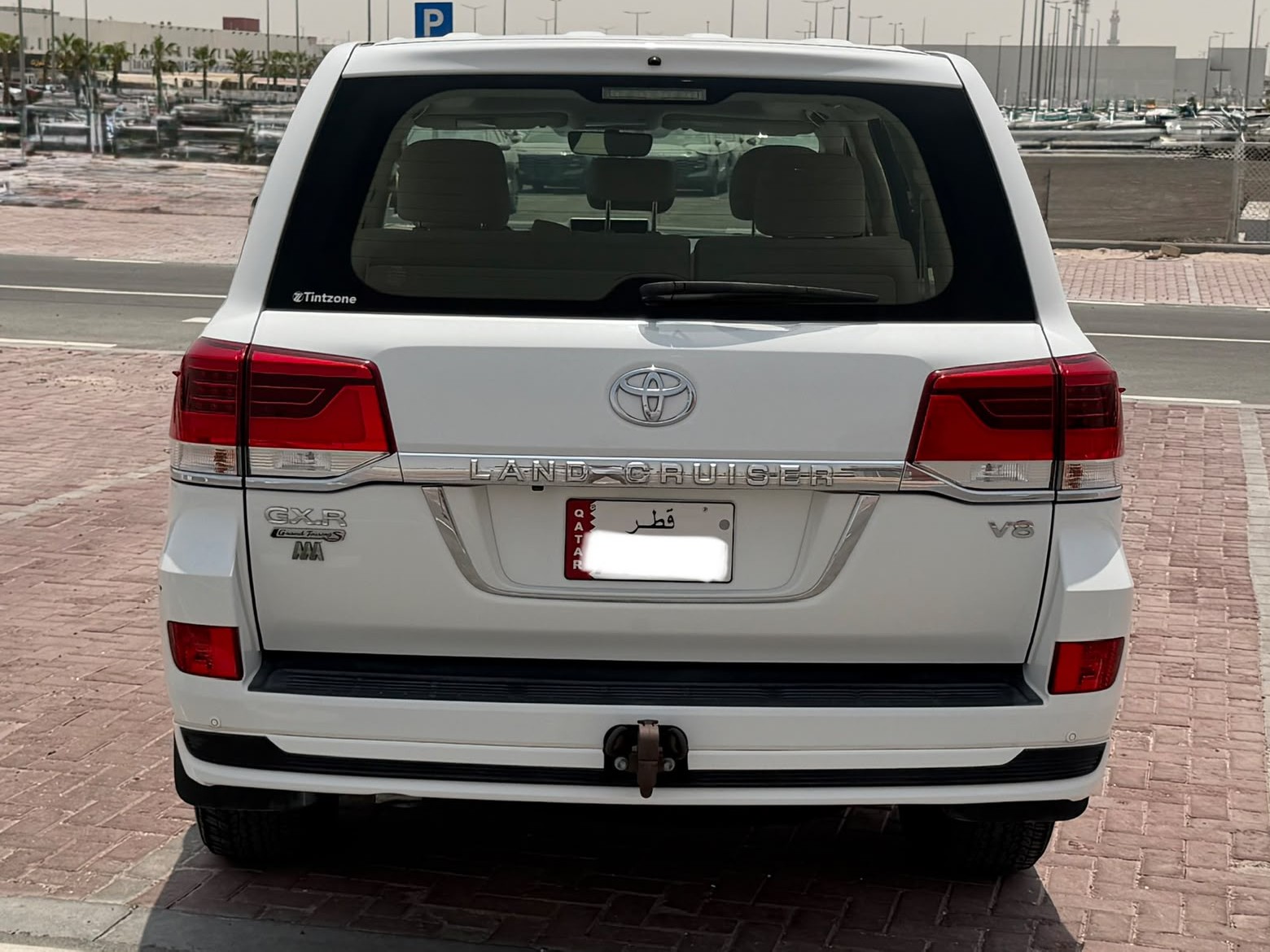 Toyota Land Cruiser GXR v8 2020 - Image 4