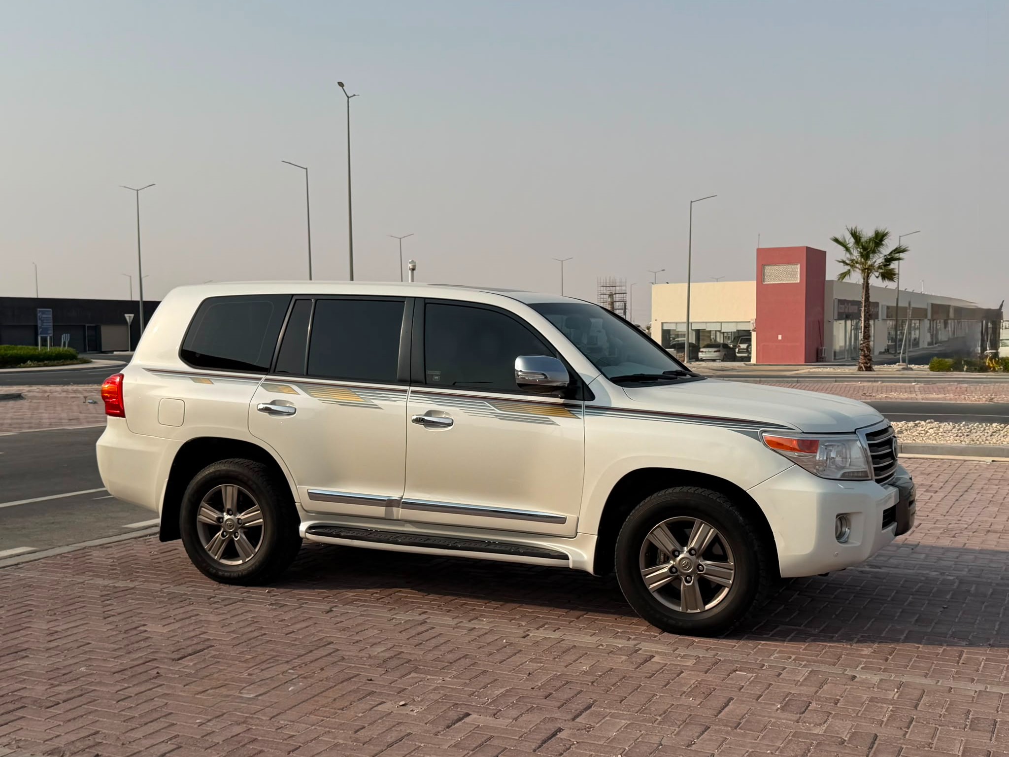 Toyota Land Cruiser GXR v8 2014