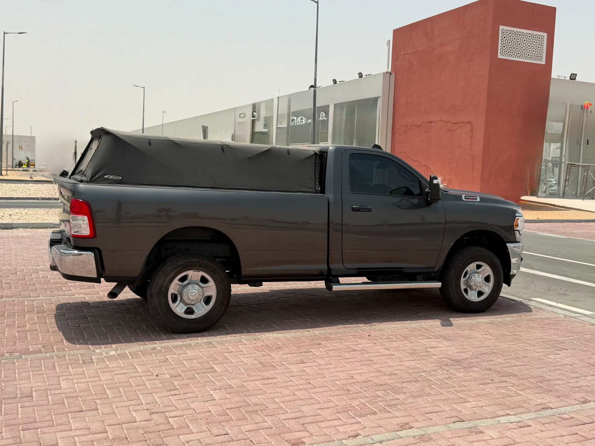 Dodge pickup.. 2024 - Image 4