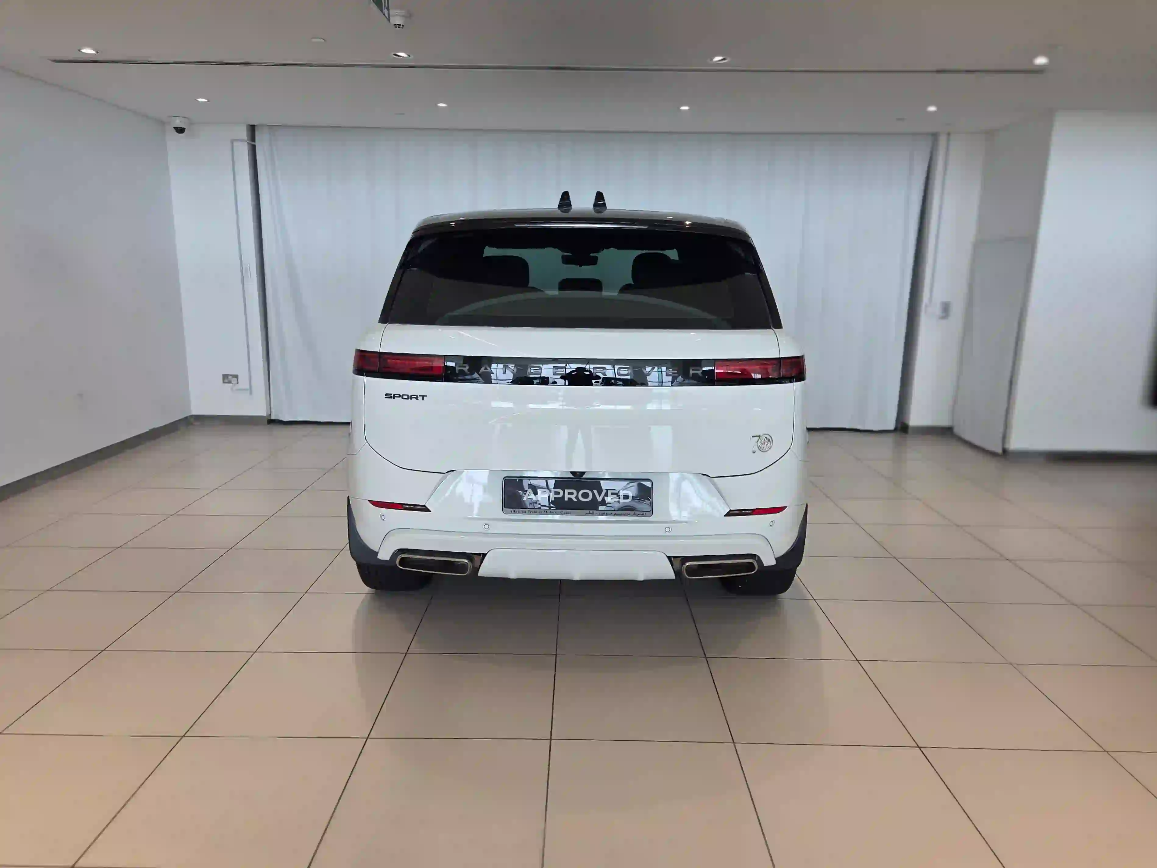 Land Rover Range Rover Sport 3.0i6 Dynamic SE 2025 - Image 2