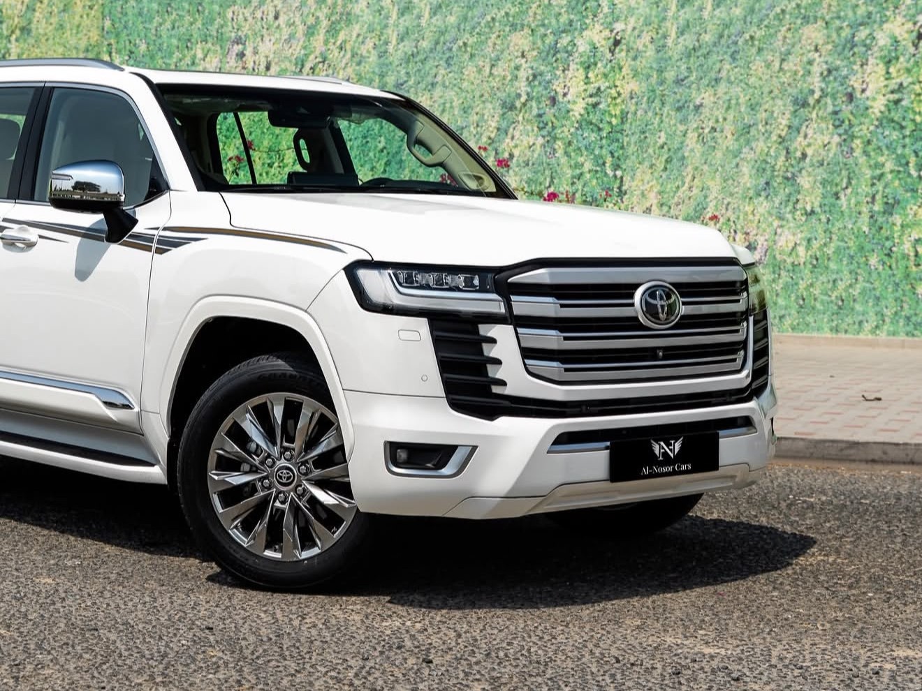 Toyota Land Cruiser VXR Twin Turbo 2024 - Image 2