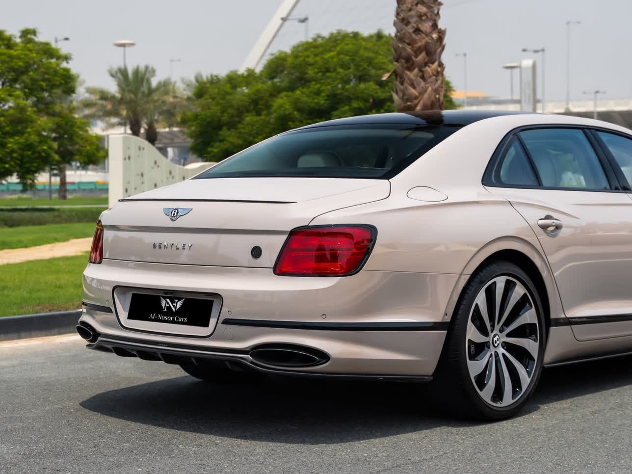 Bentley Flying Spur 2021 - Image 2