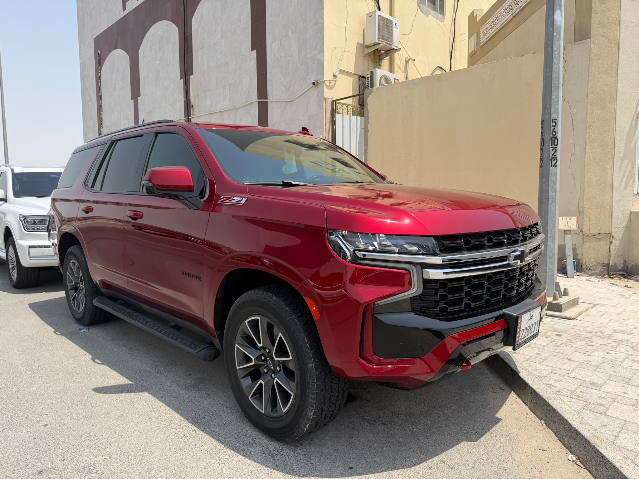 Chevrolet Tahoe 2022 - Image 3