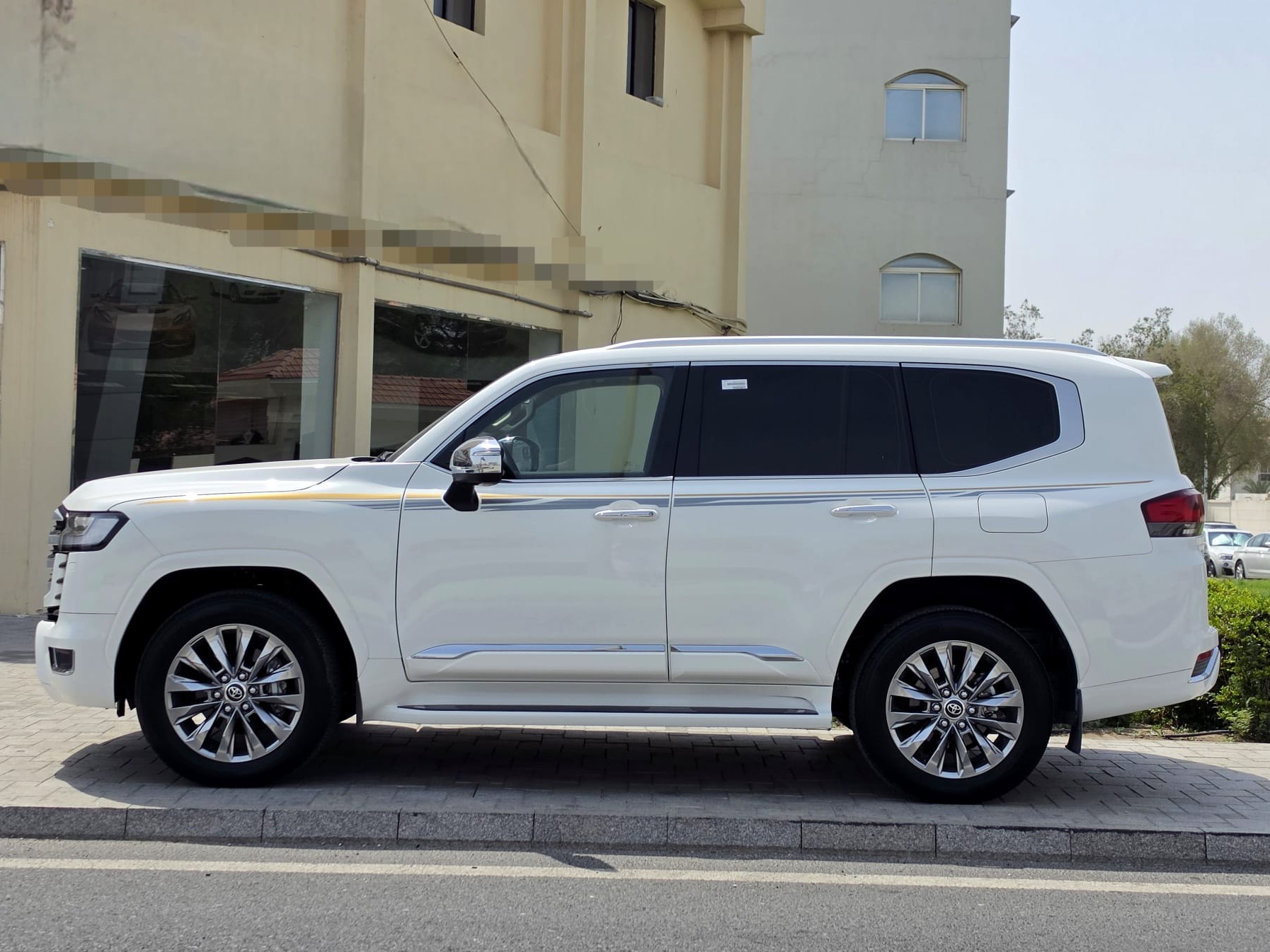 Toyota Land Cruiser VXR Twin Turbo 2026 - Image 4