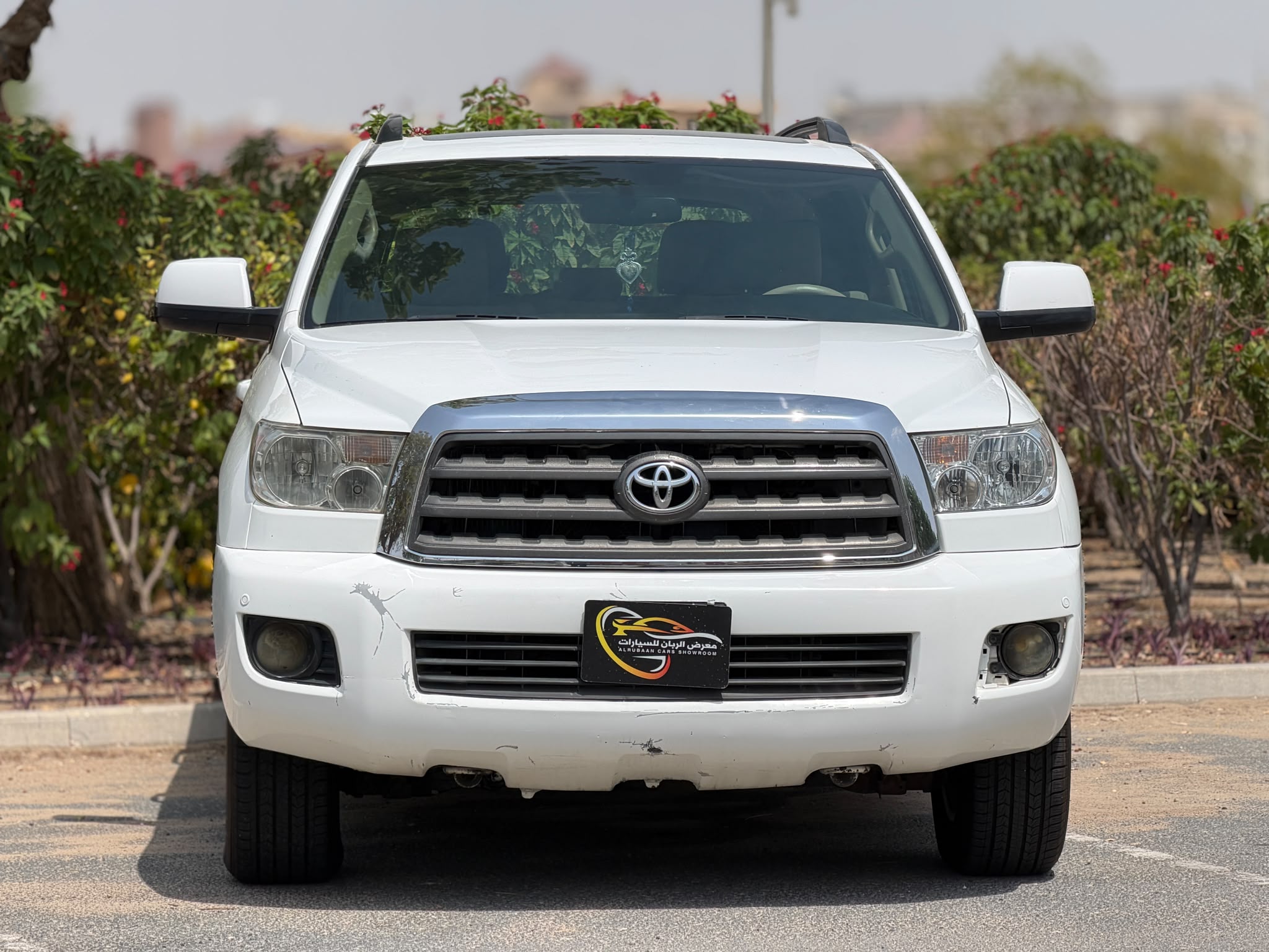 Toyota Sequoia 2013 - Image 2