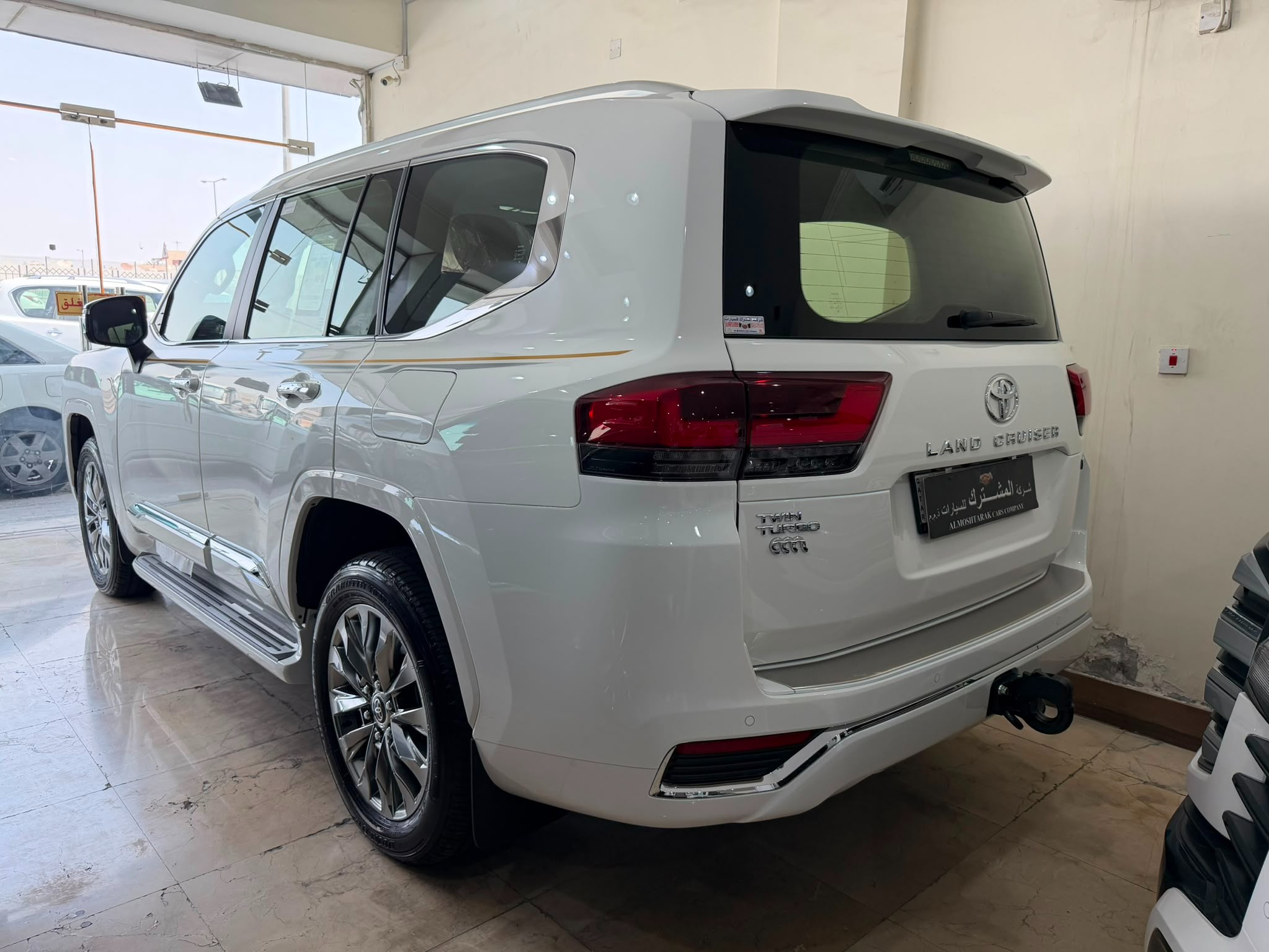 Toyota Land Cruiser VX Twin Turbo 2026 - Image 2