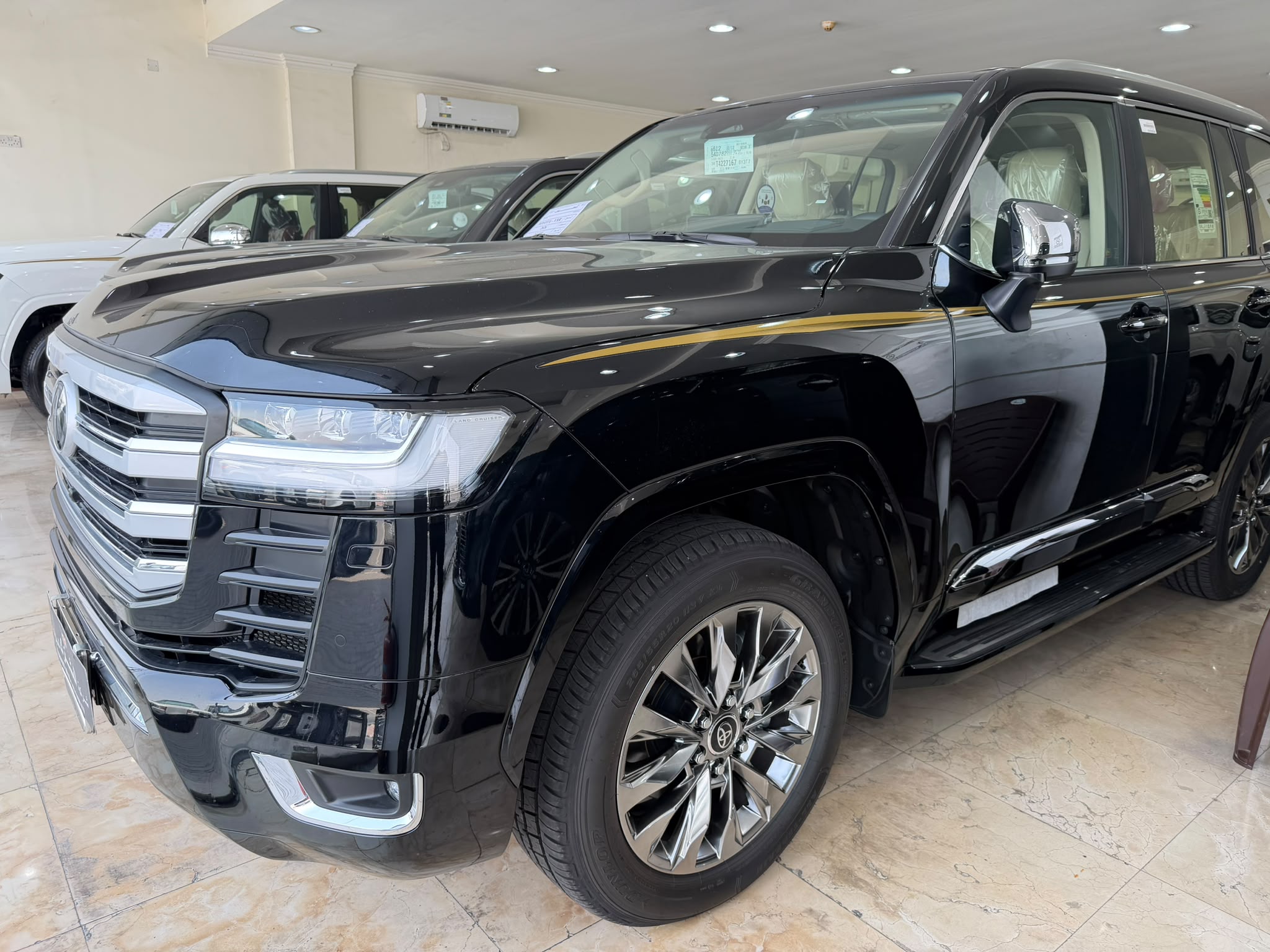 Toyota Land Cruiser GXR Twin Turbo 2026 - Image 2