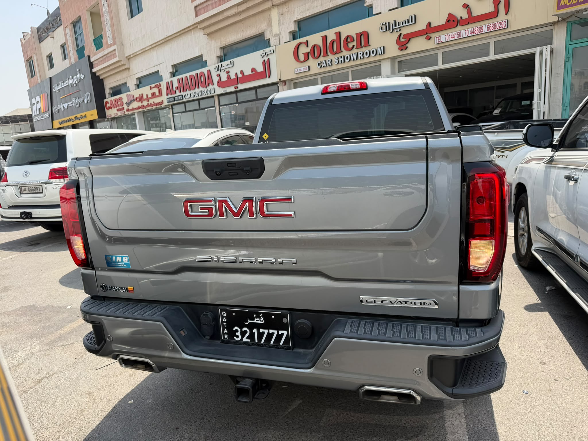 GMC Sierra Elevation  2024 - Image 4