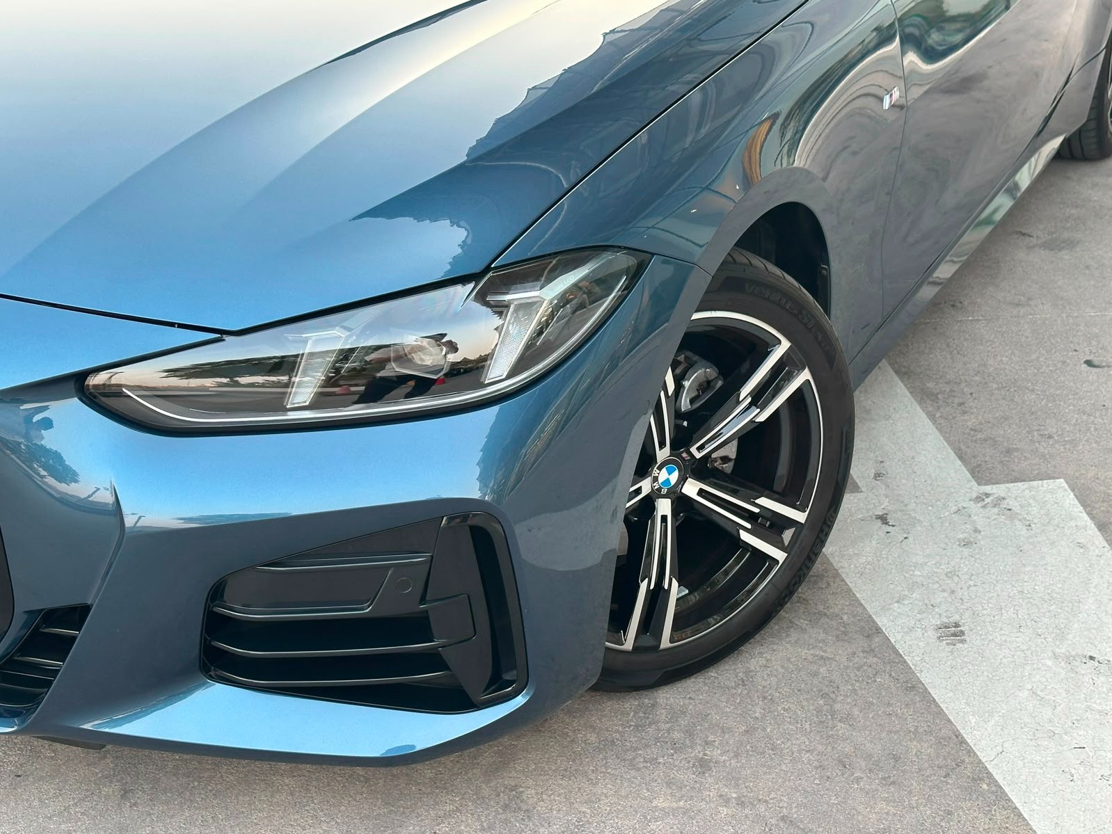 BMW 4-Series 420i 2025 - Image 4