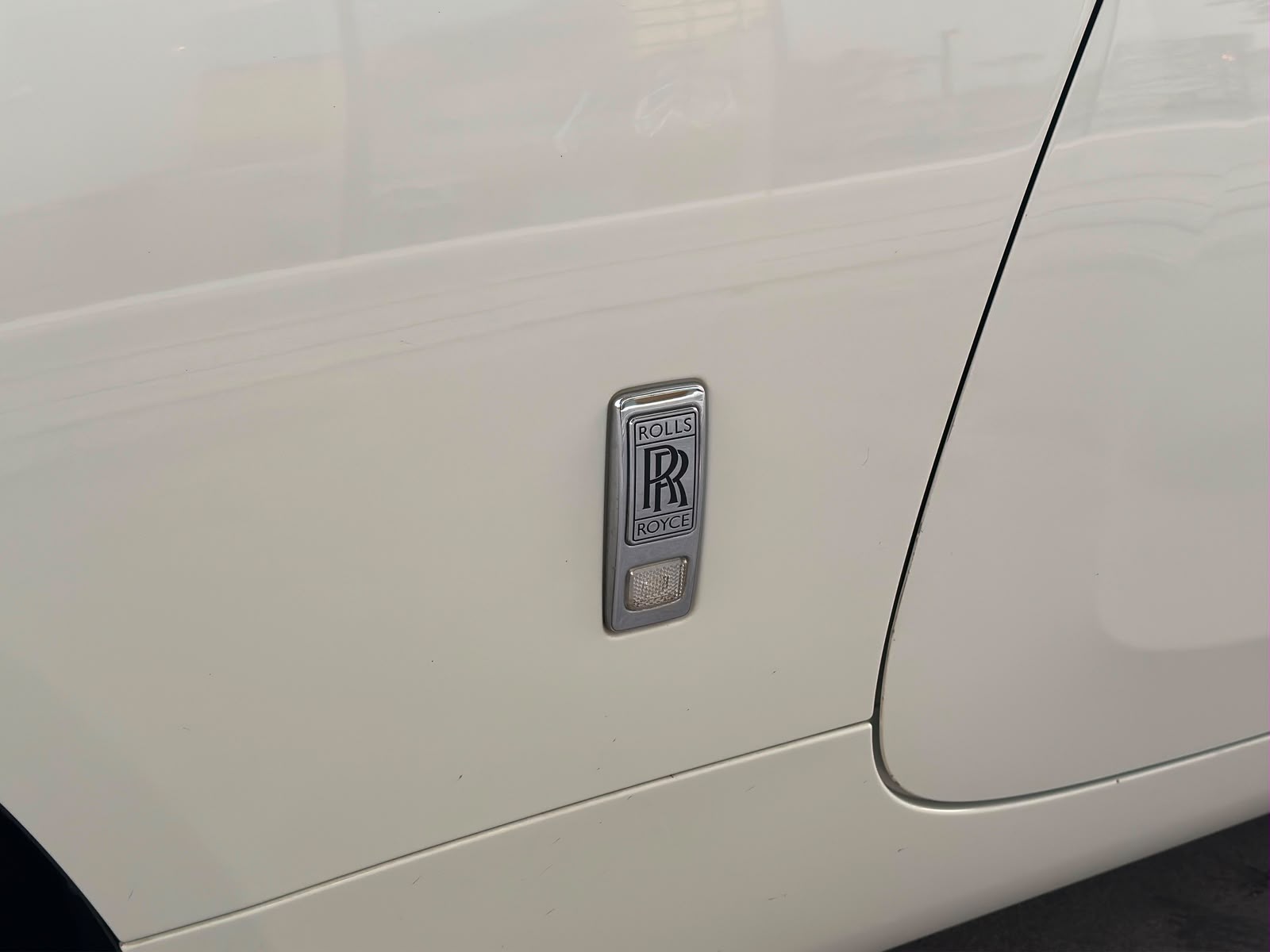 Rolls-Royce Wraith 2014 - Image 2