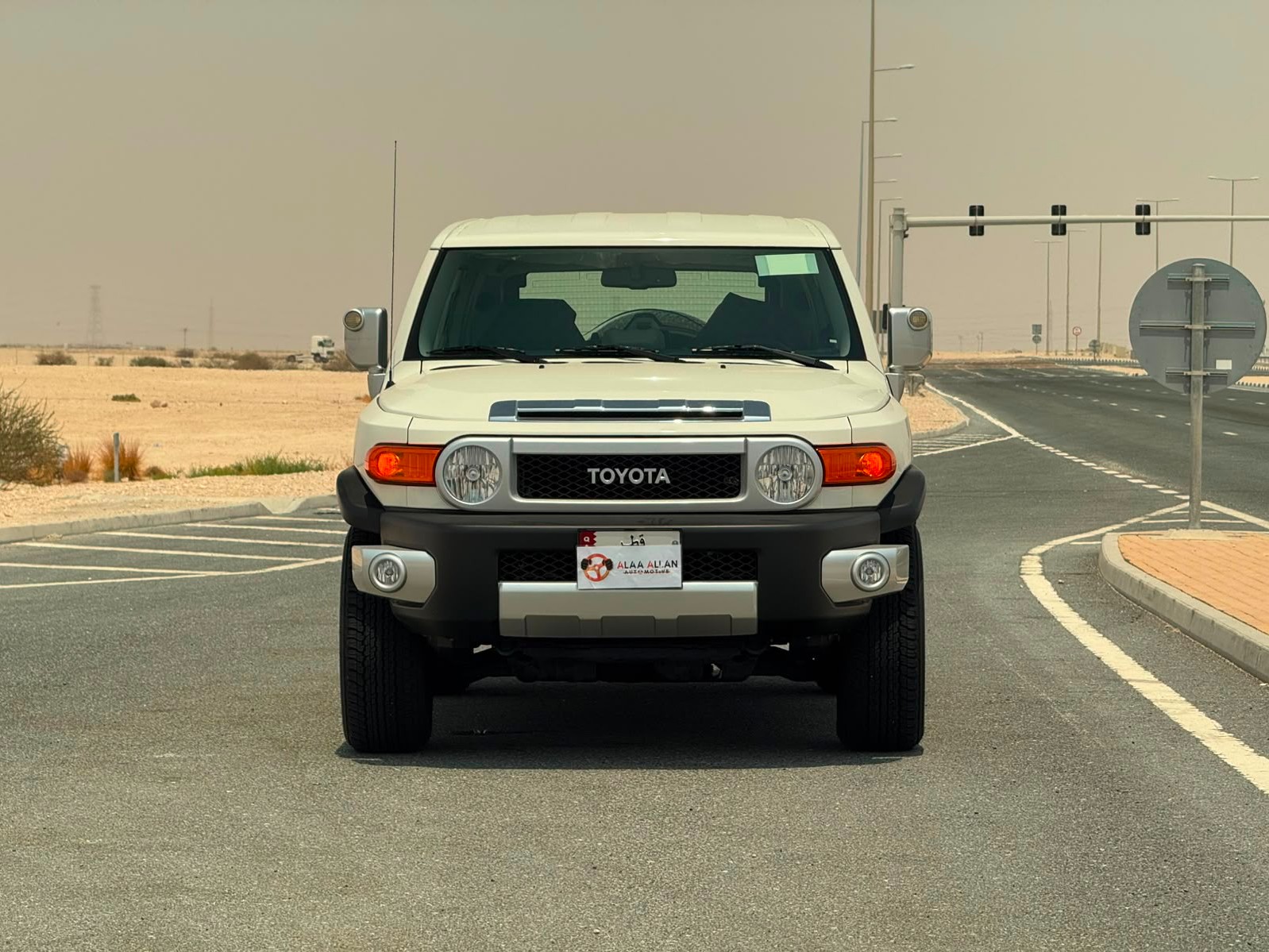 Toyota FJ Cruiser 2022 - Image 2