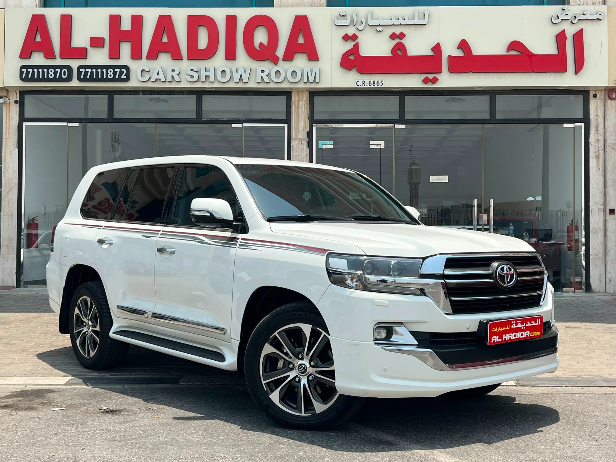 Toyota Land Cruiser GXR Grand Touring 2020 - Image 2