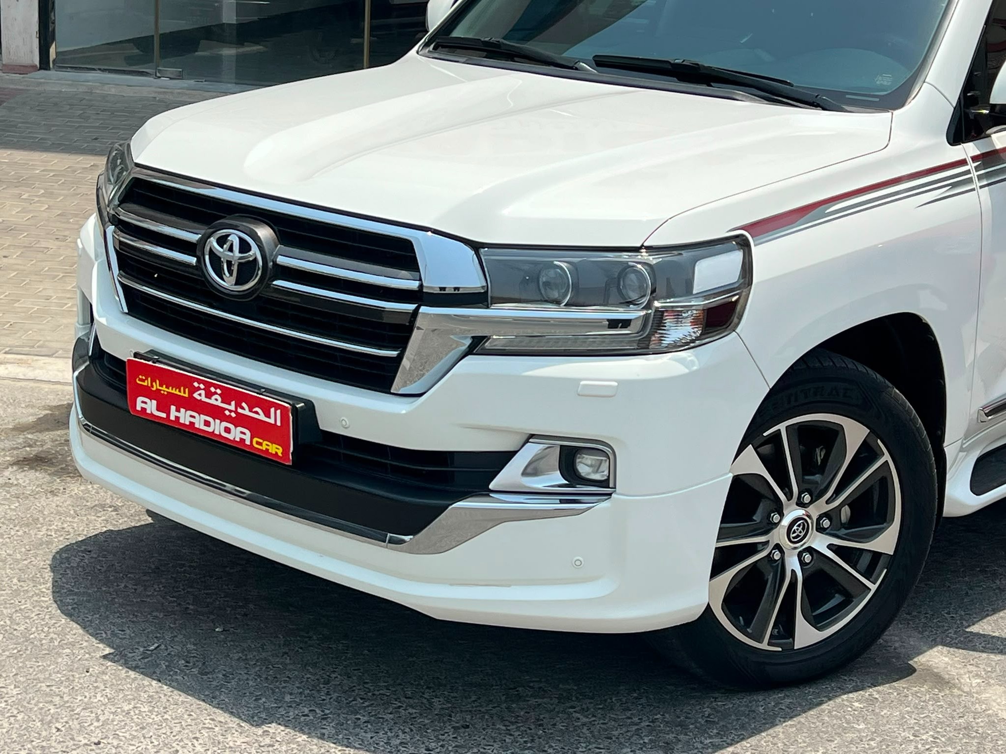 Toyota Land Cruiser GXR Grand Touring 2020 - Image 3