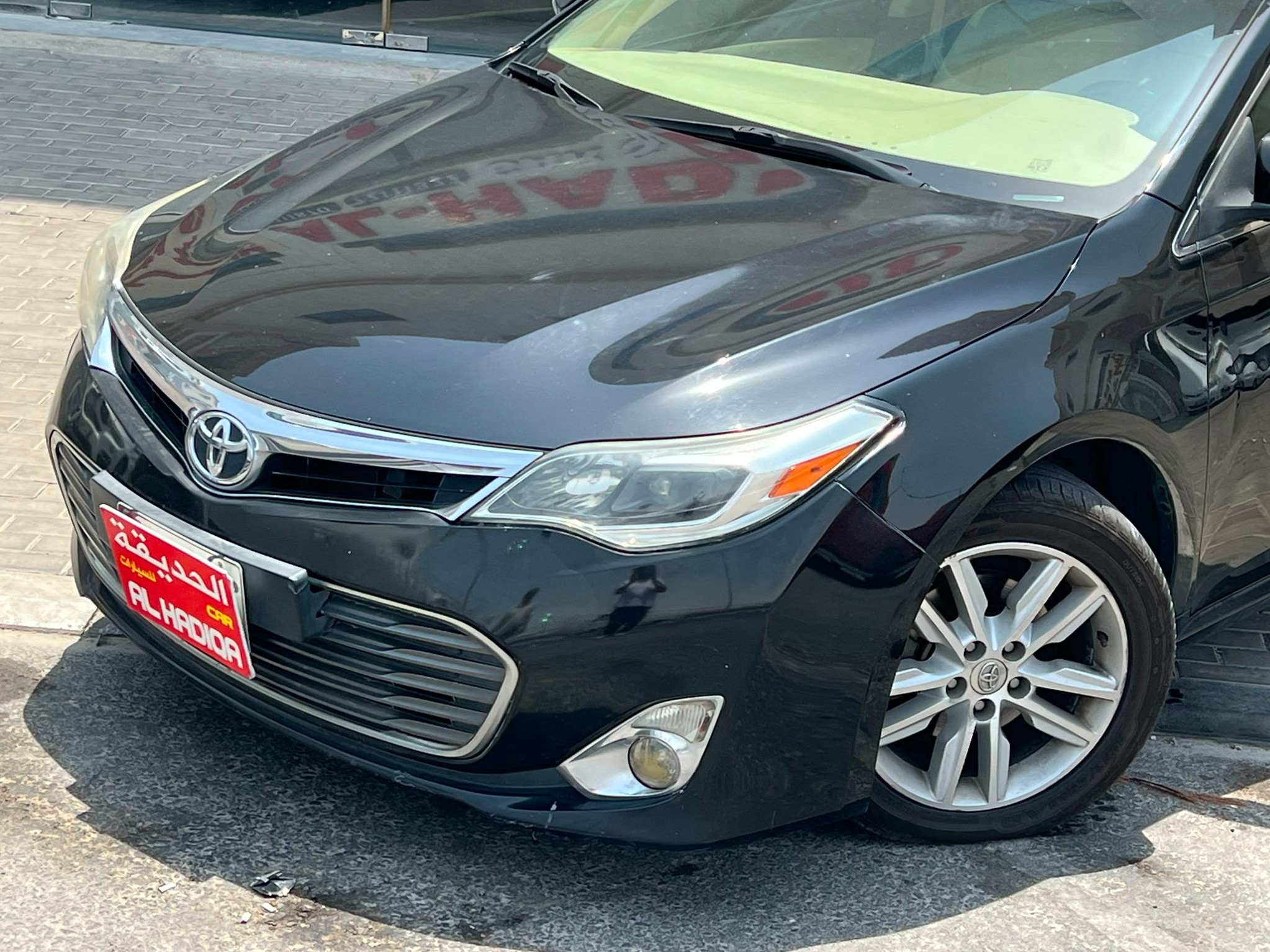Toyota Avalon XLE 2014 - Image 2