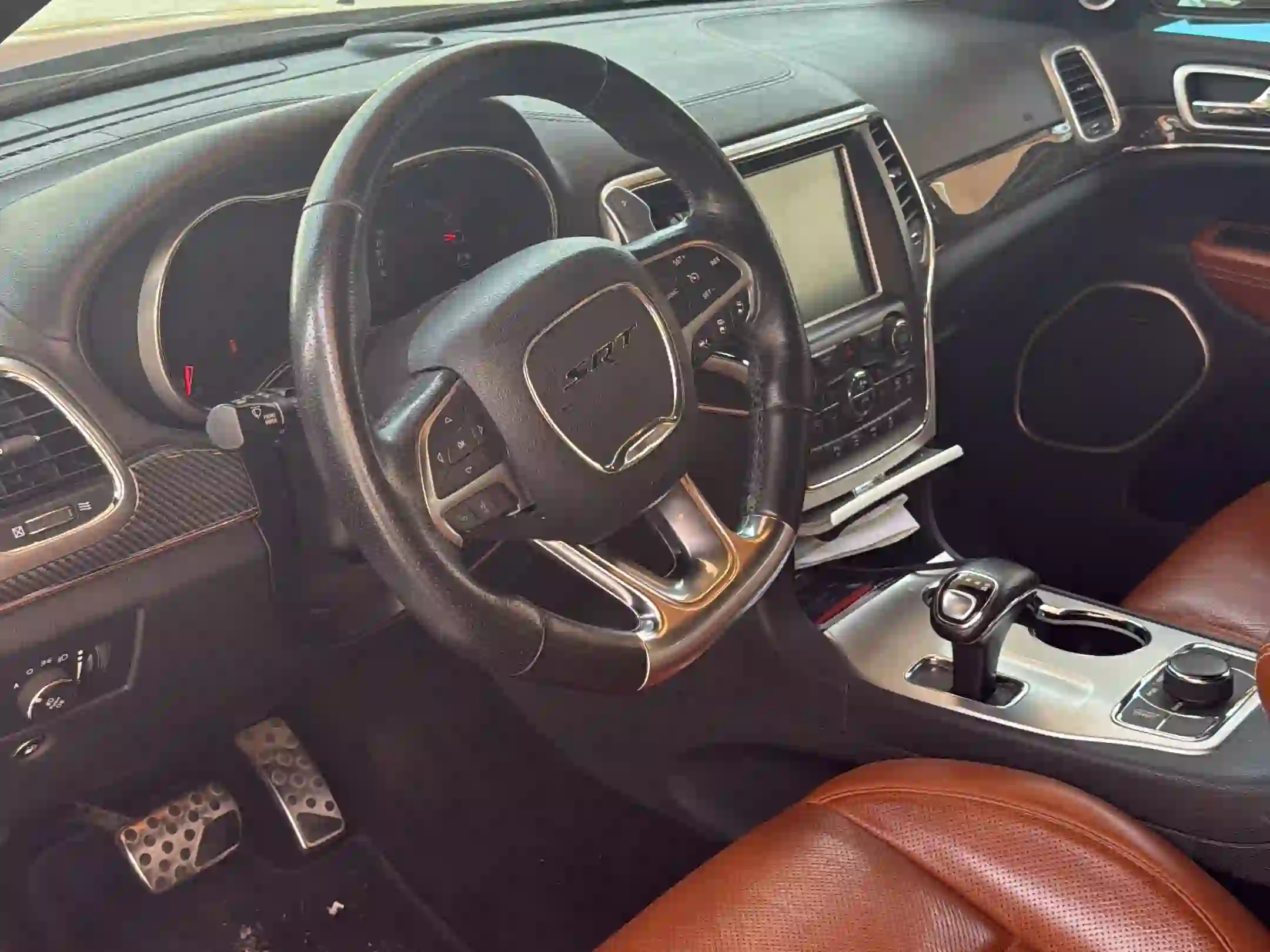 Jeep Grand Cherokee SRT 2015 - Image 2