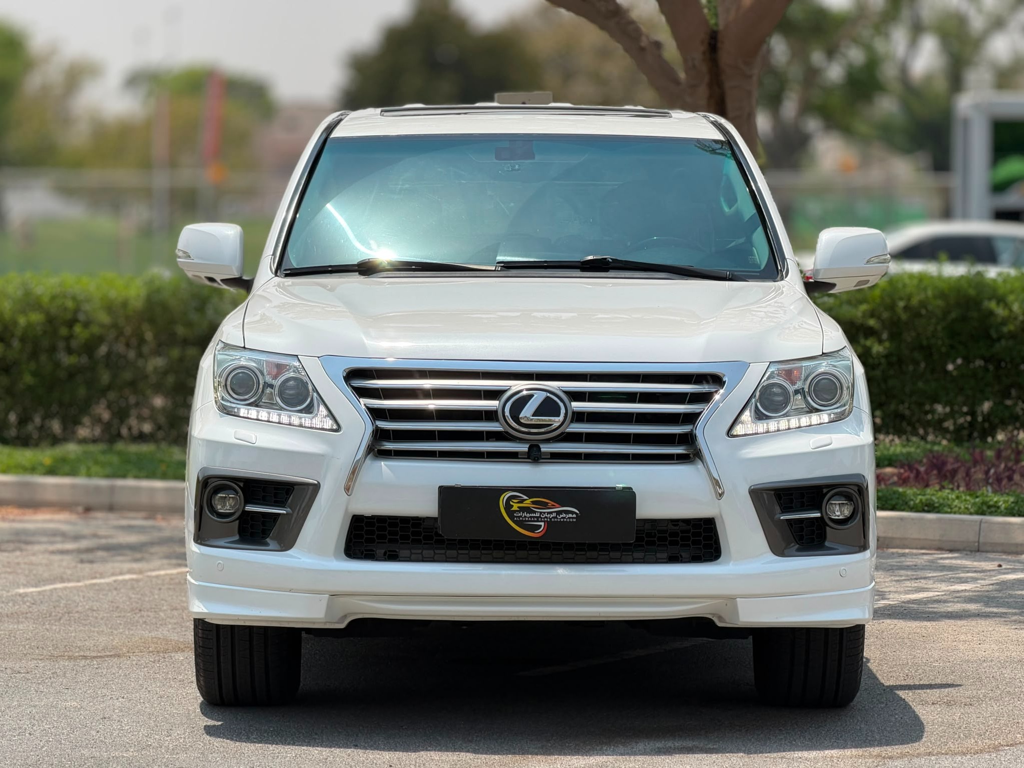 Lexus LX 570 2009 - Image 2