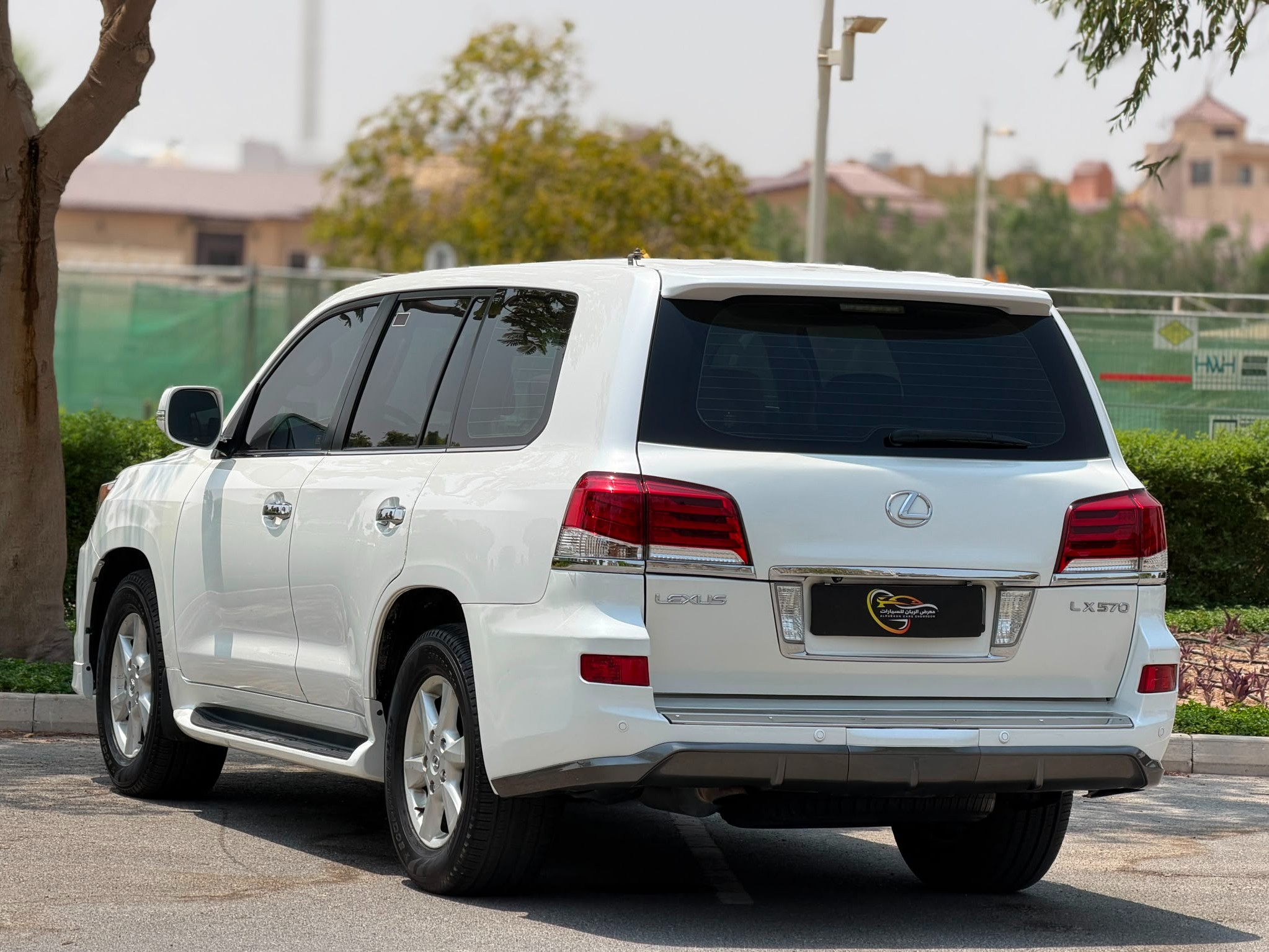 Lexus LX 570 2009 - Image 4