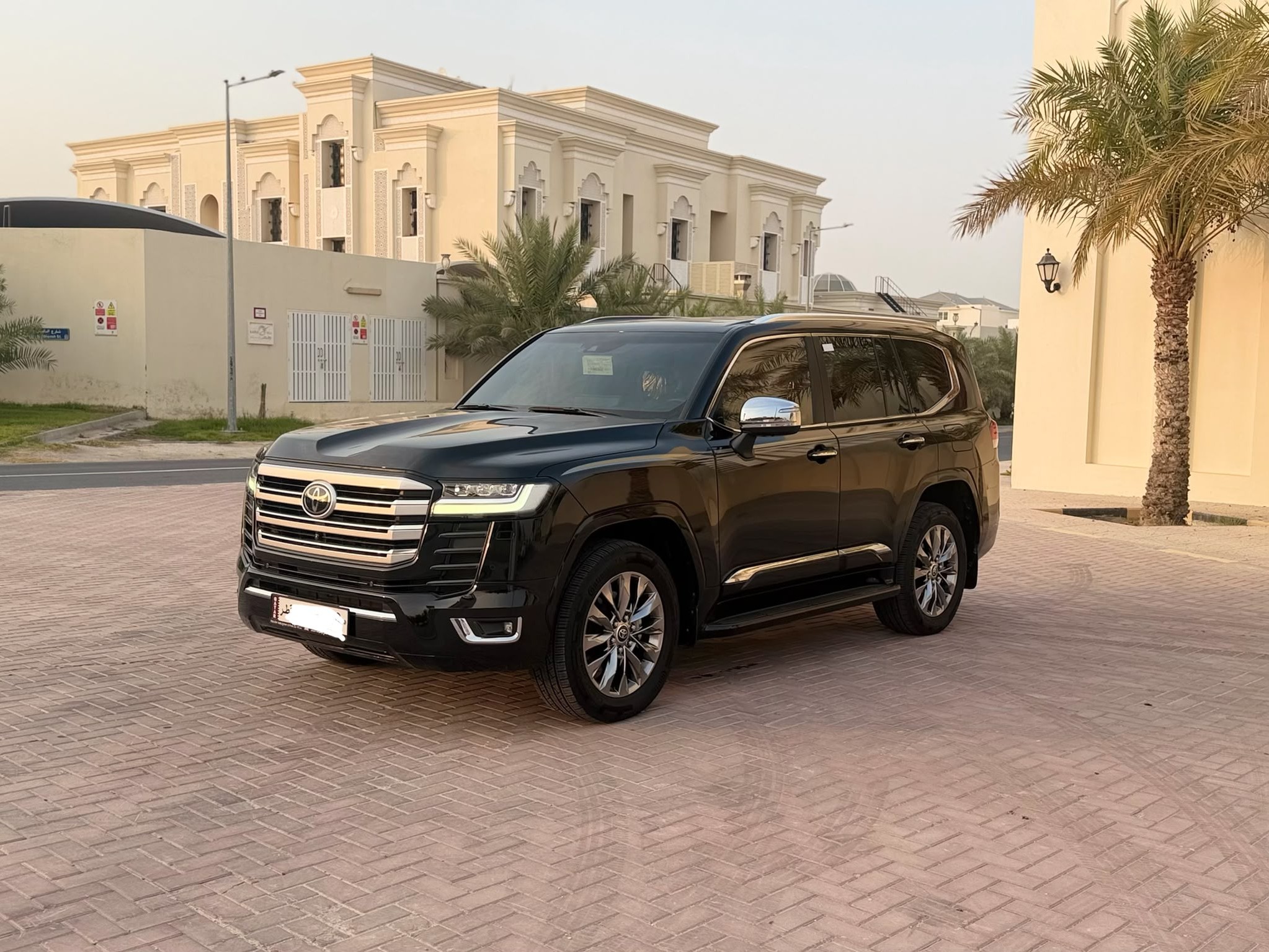 Toyota Land Cruiser VX Twin Turbo 2023 - Image 3